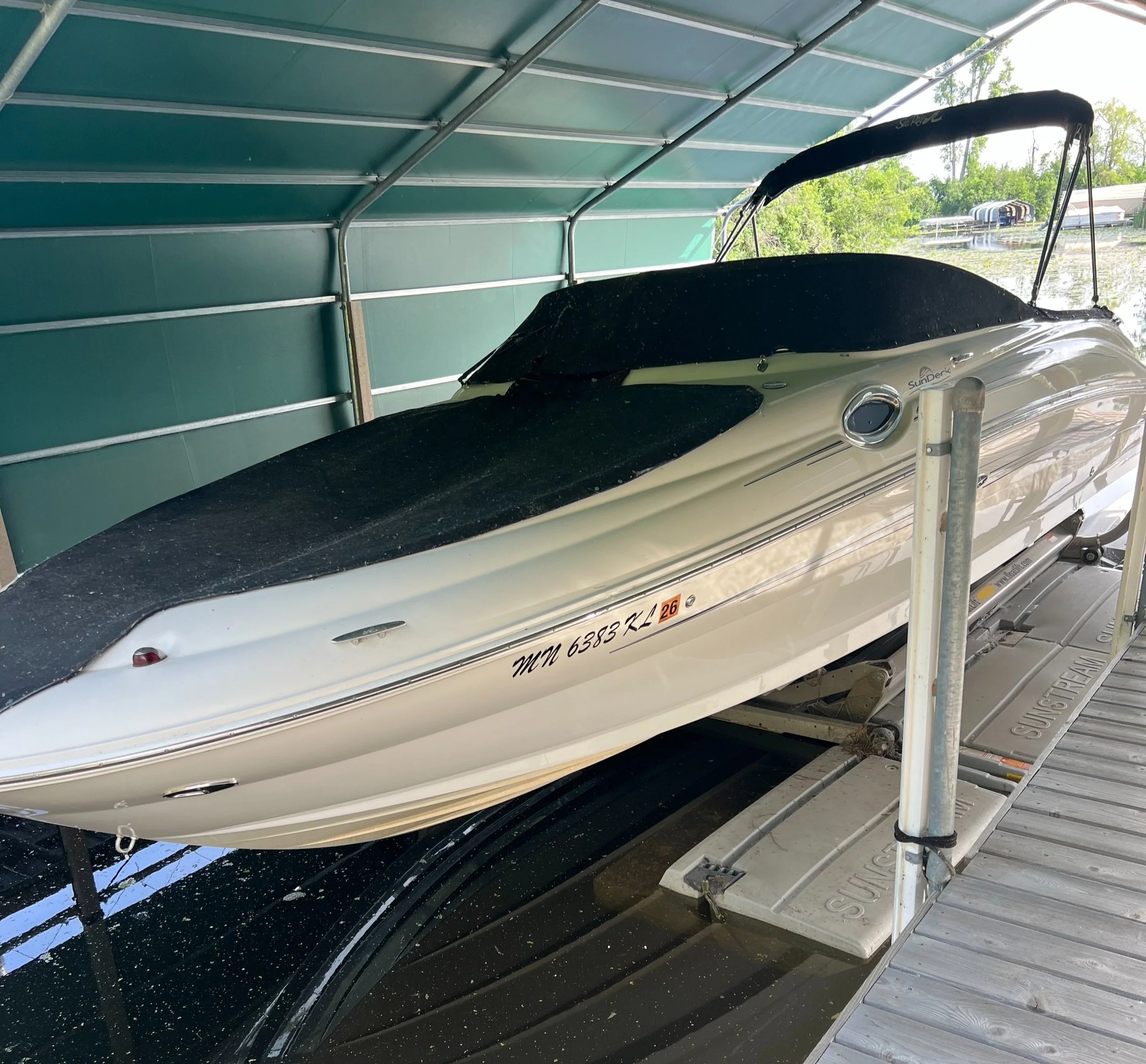2008 Sea Ray 240 Sundeck