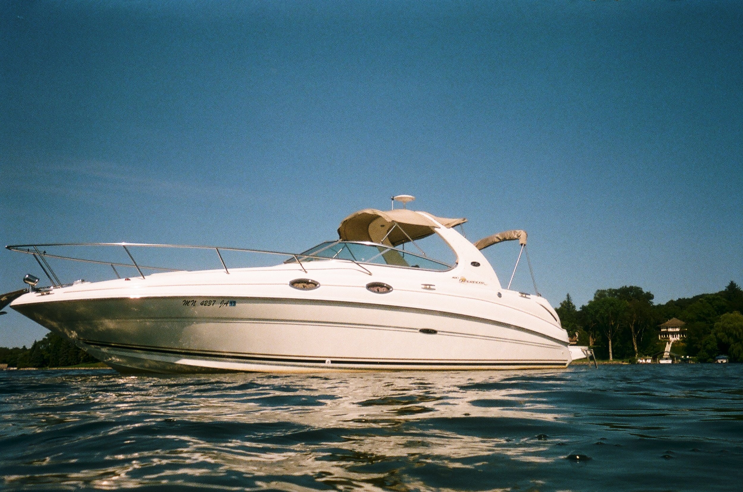 01searay280Dance_5.JPG