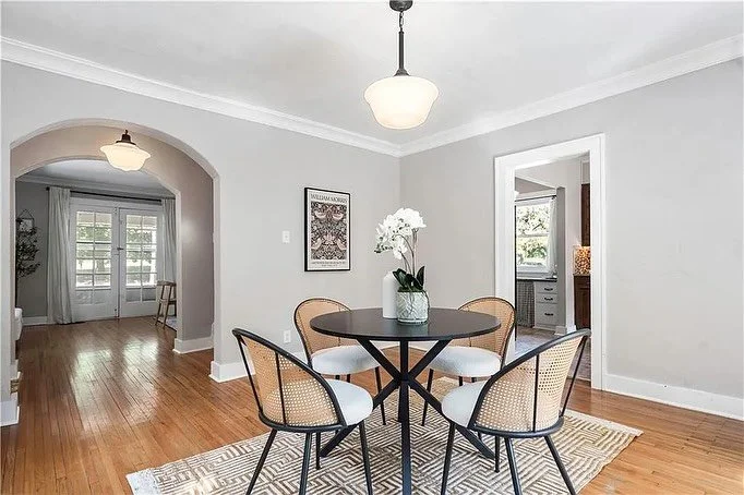 For this 2 story Waldo home, our staging strategy was simple: highlight the historical charm while softening it with modern comfort. 

7615 Holmes Road, Kansas City, MO
Listed by @sarahharnett 
.
.
.
#kansascityhomes #staging #stagingworks #interiord