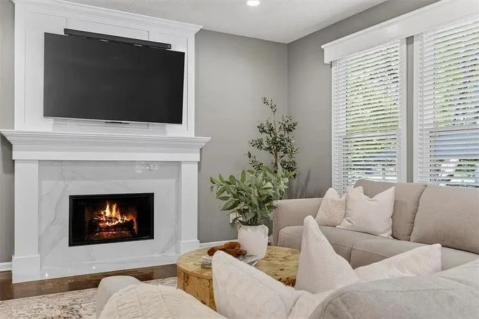 Occupied, but intentionally styled ✨

This beautiful Overland Park home is LIVE today, and we loved enhancing this gorgeous listing to help every space feel warm, inviting, and buyer-ready 🏡

Listing by @emilyvogthomes 

#sunflowerstaging #overlandp