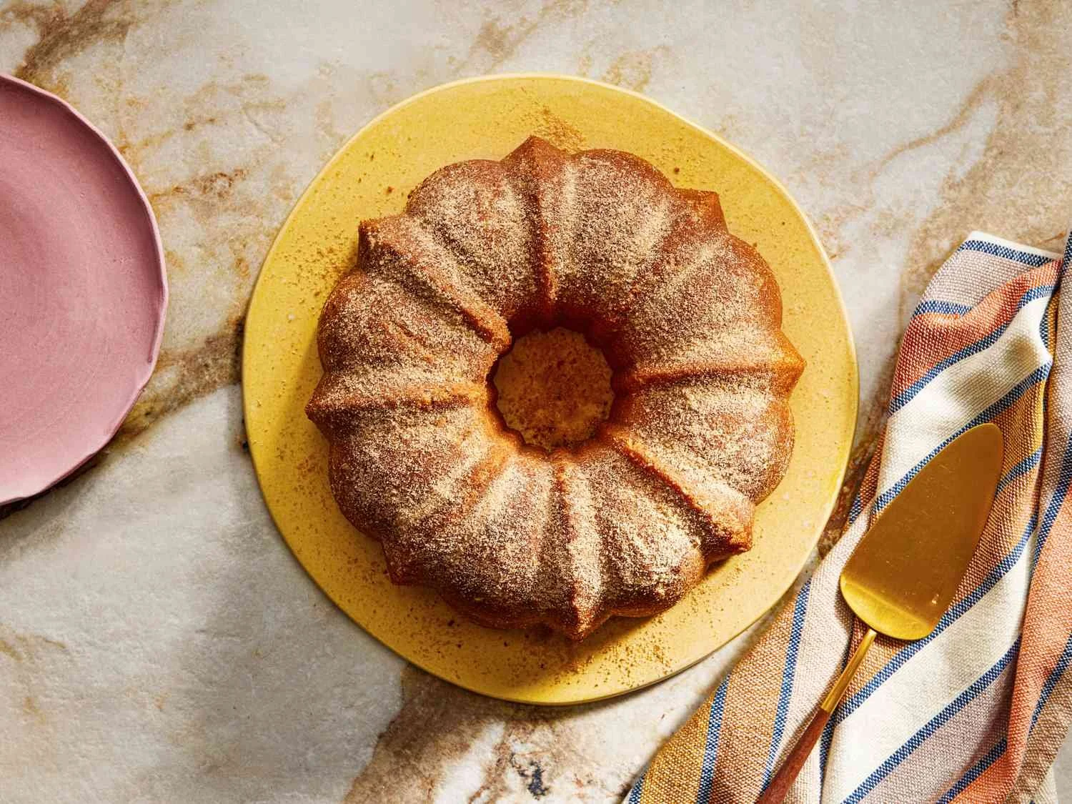 Cider Donut Cake Decorating Class w/The Sugar Connection