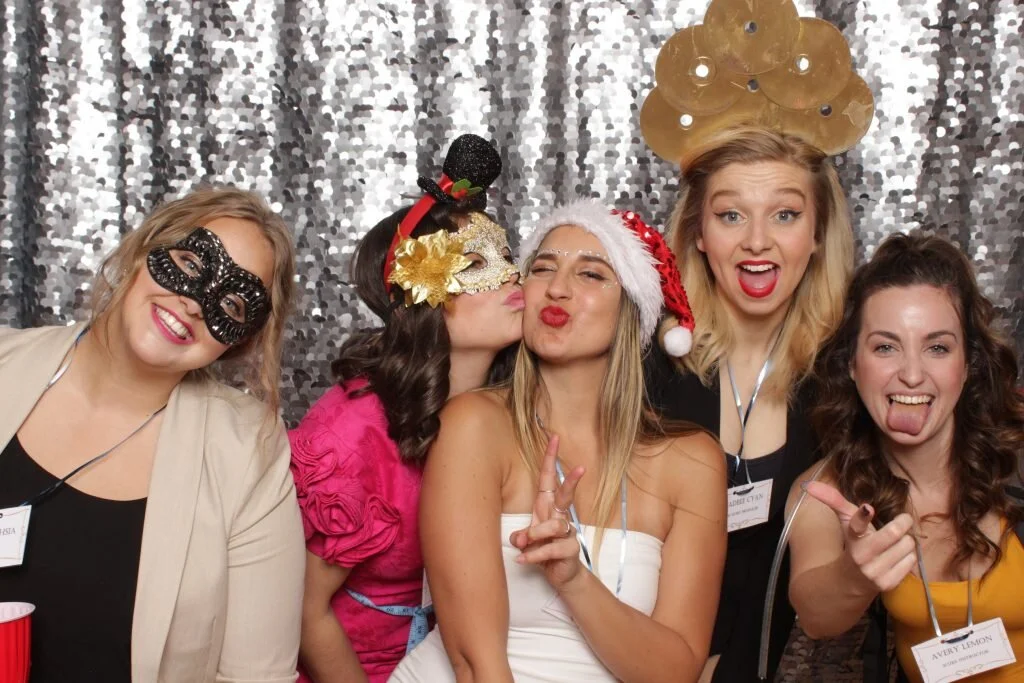 photo booth calgary holiday party