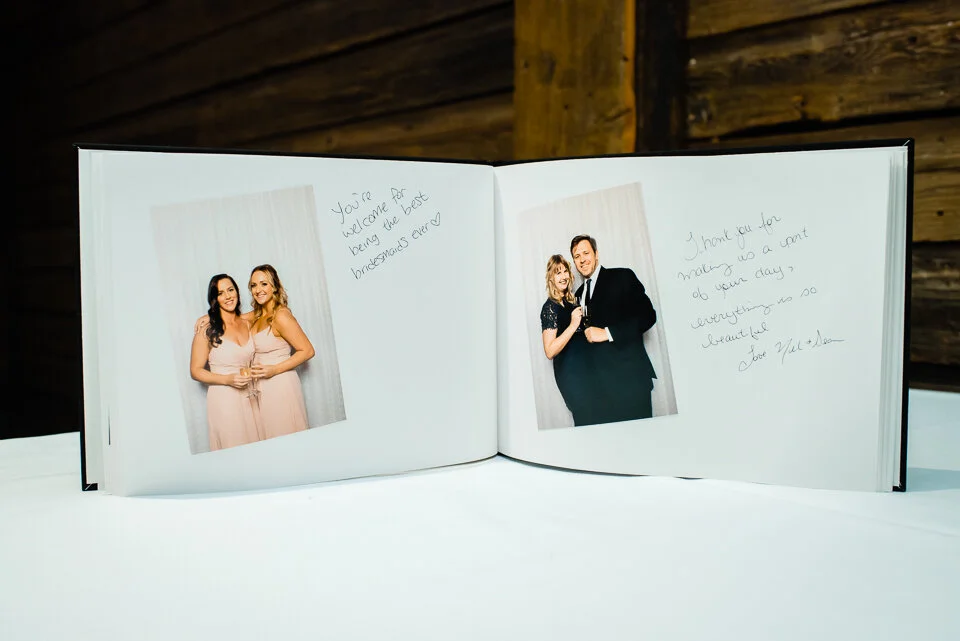 photo booth guestbook with guest messages