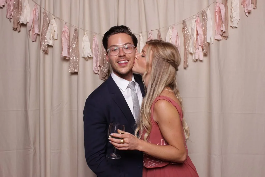 wedding-photo-booth-cochrane-3-1024x683.jpg