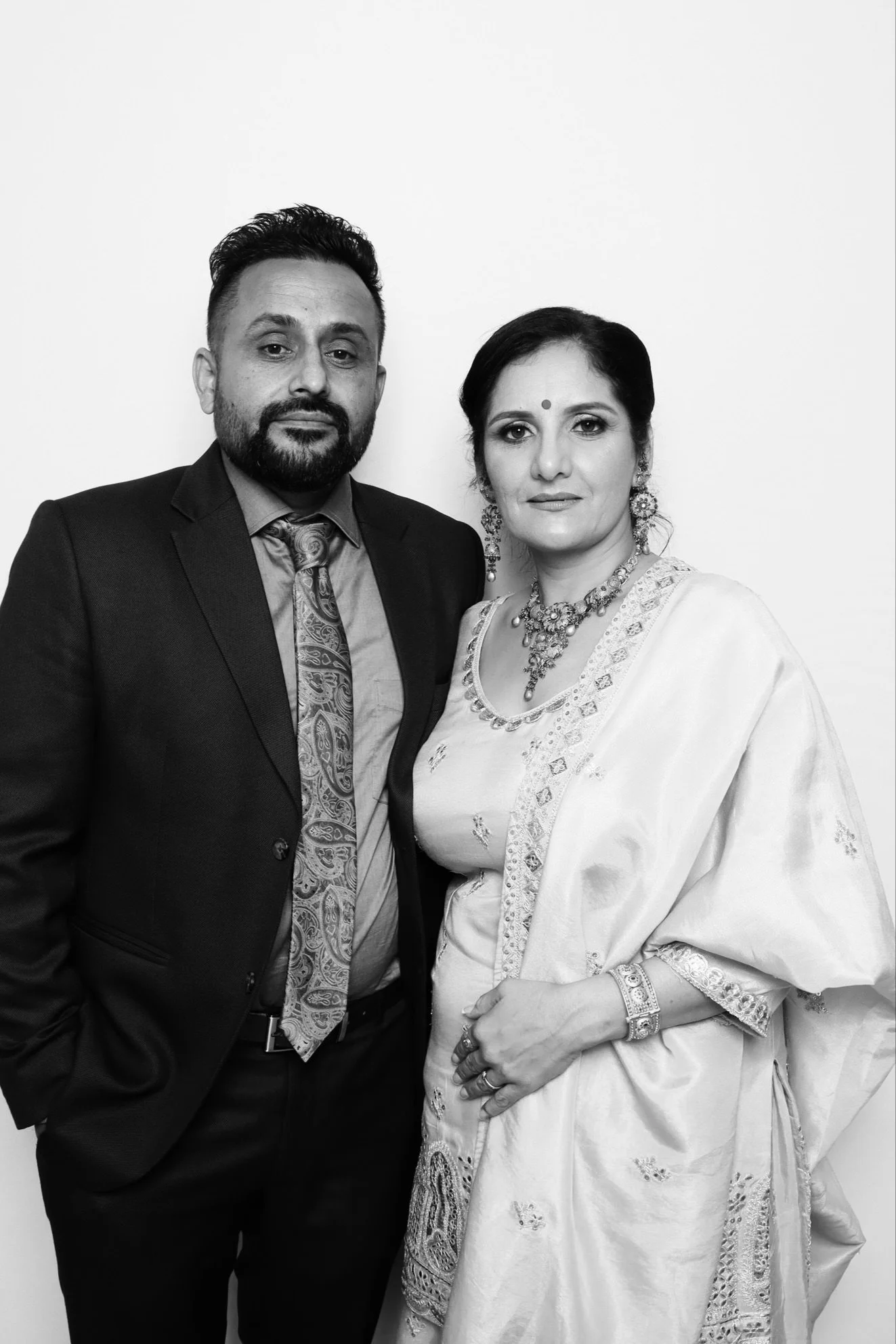 Jas_Manmeets_Engagement_0122_photo.jpeg