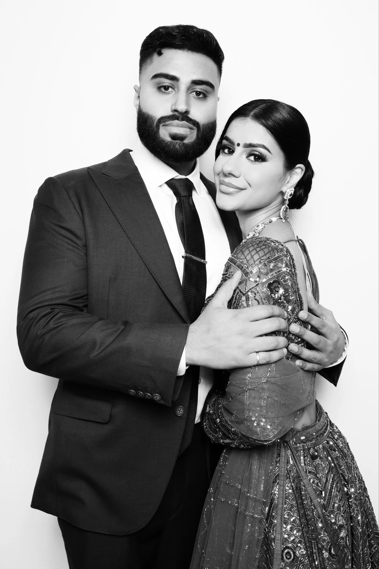 Jas_Manmeets_Engagement_0004_photo.jpeg