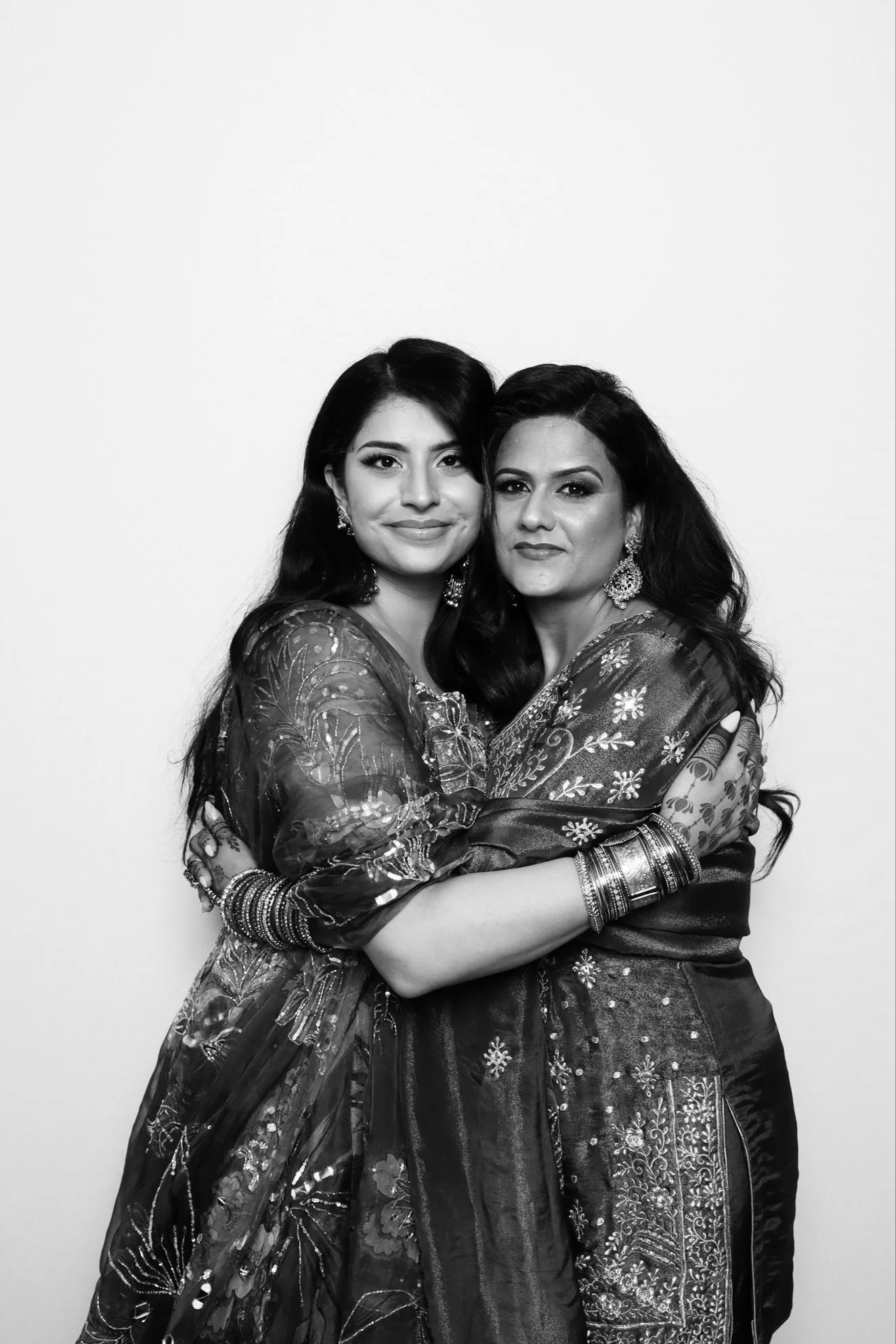 Jas_Manmeets_Engagement_0296_photo.jpeg