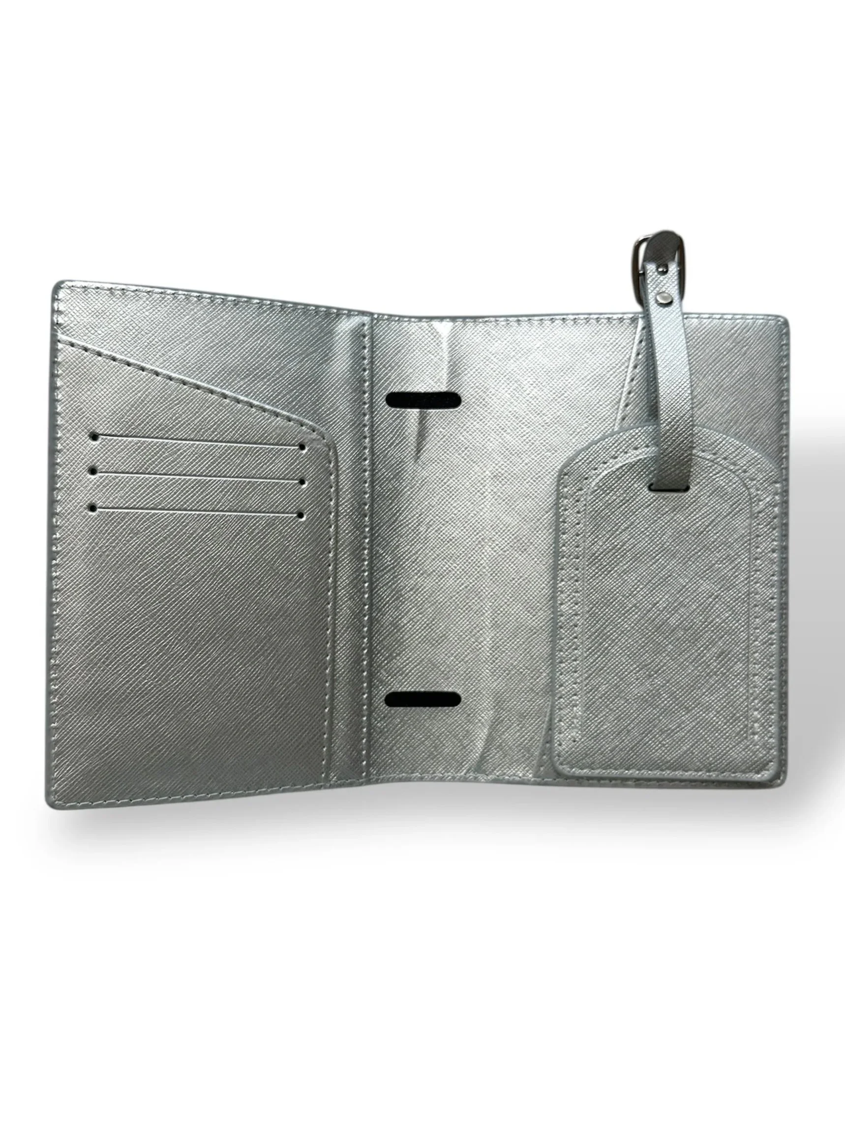 Silver Passport Holder & Luggage Tag