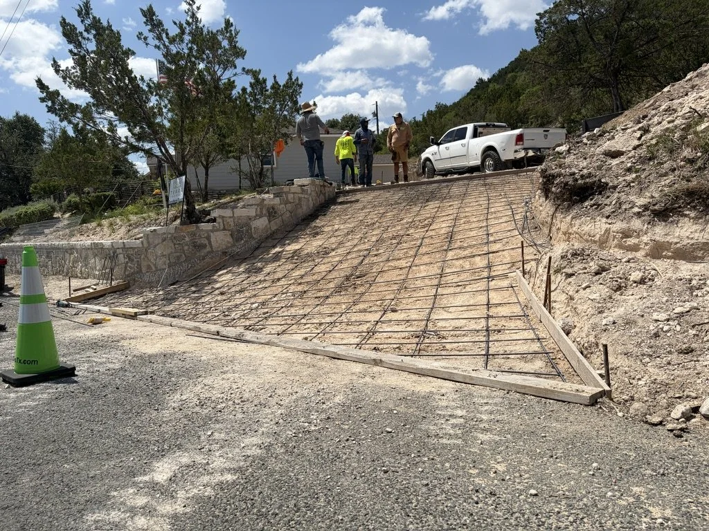 HARDSCAPING & CONCRETE