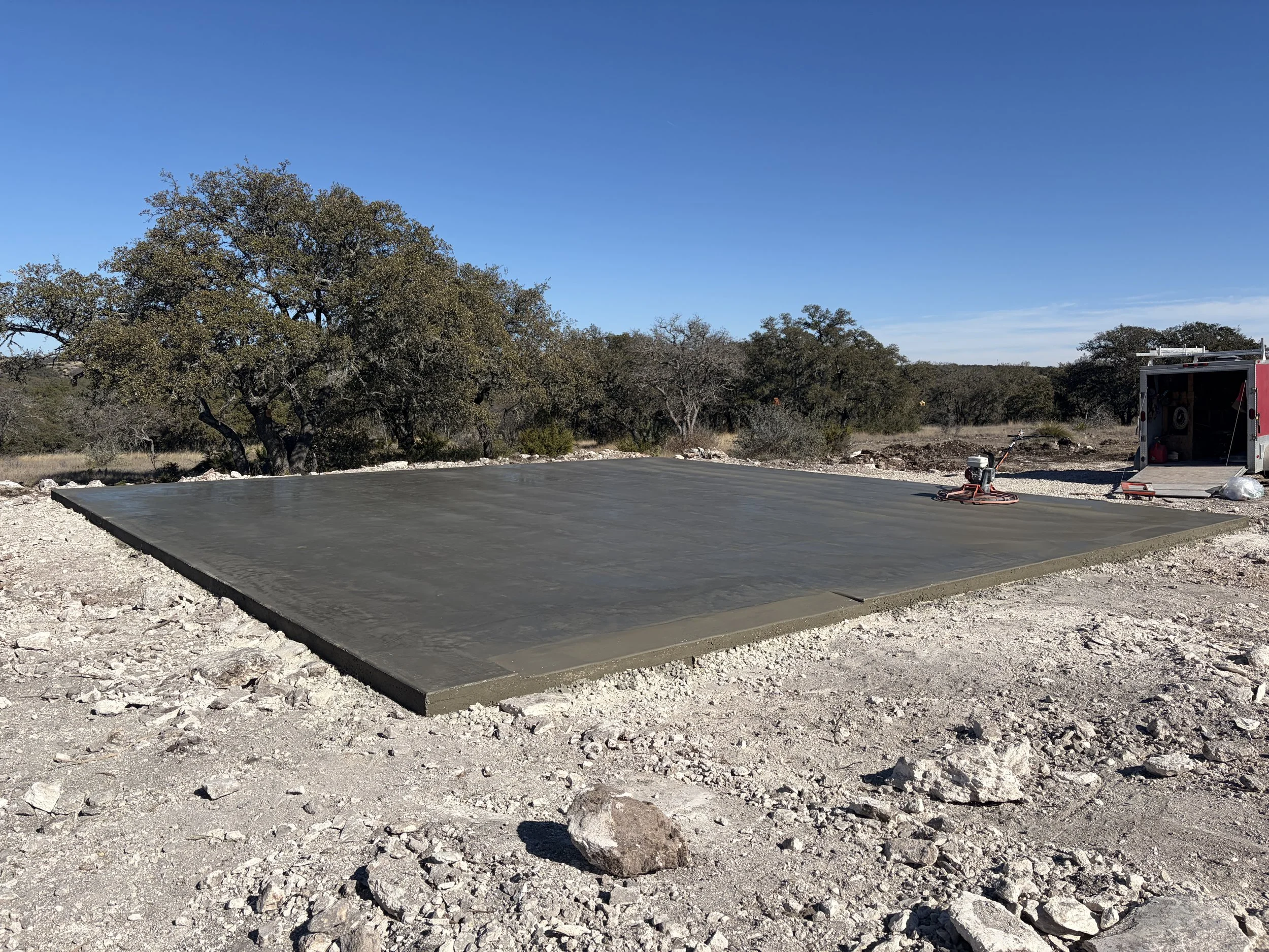 HARDSCAPING & CONCRETE
