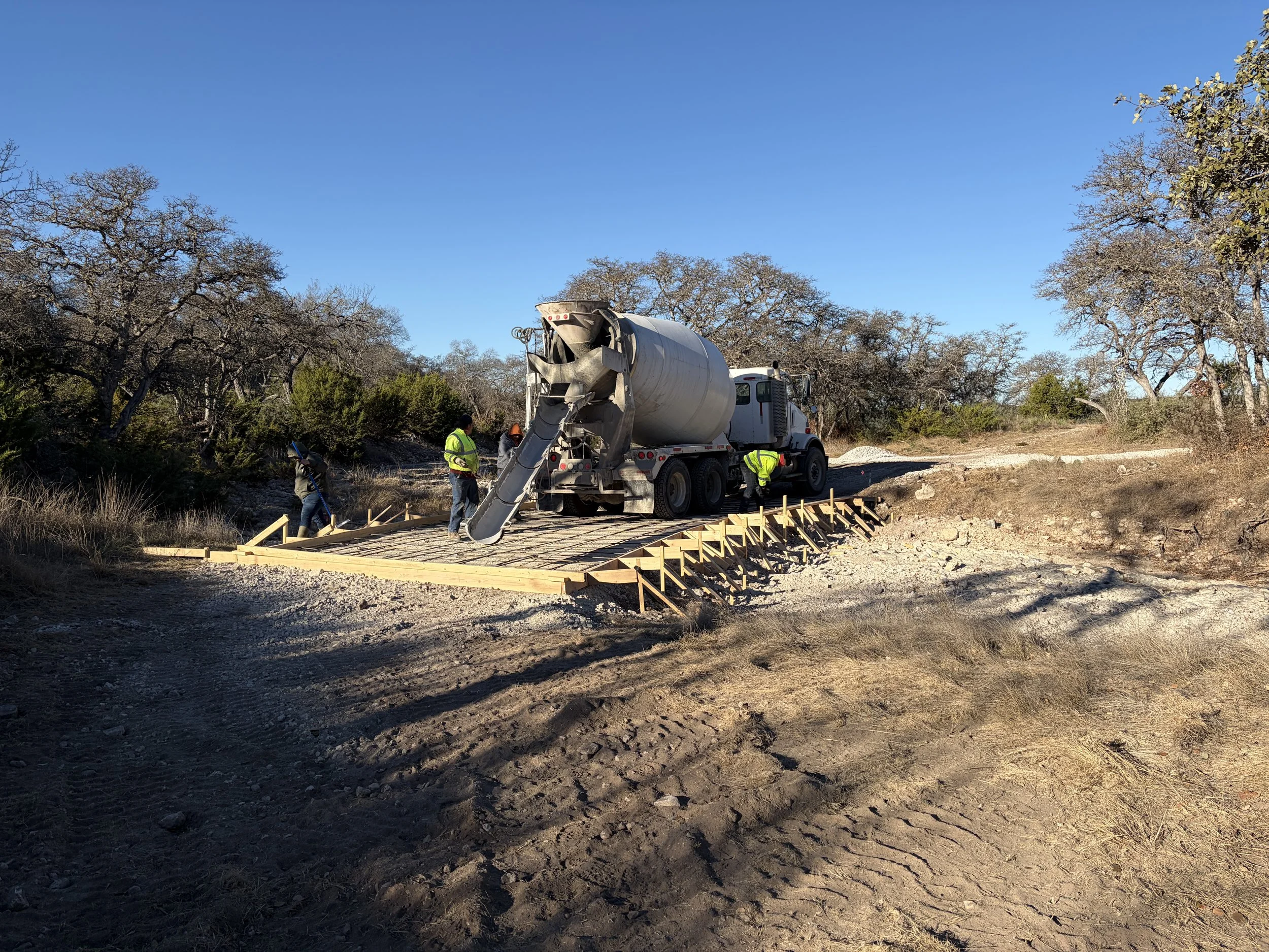 HARDSCAPING & CONCRETE