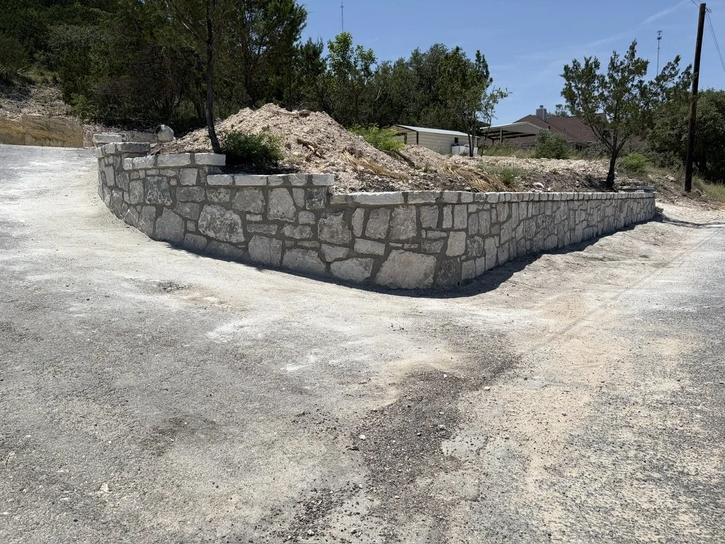 HARDSCAPING & CONCRETE