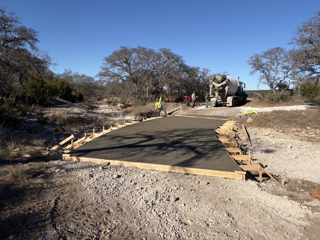 HARDSCAPING & CONCRETE