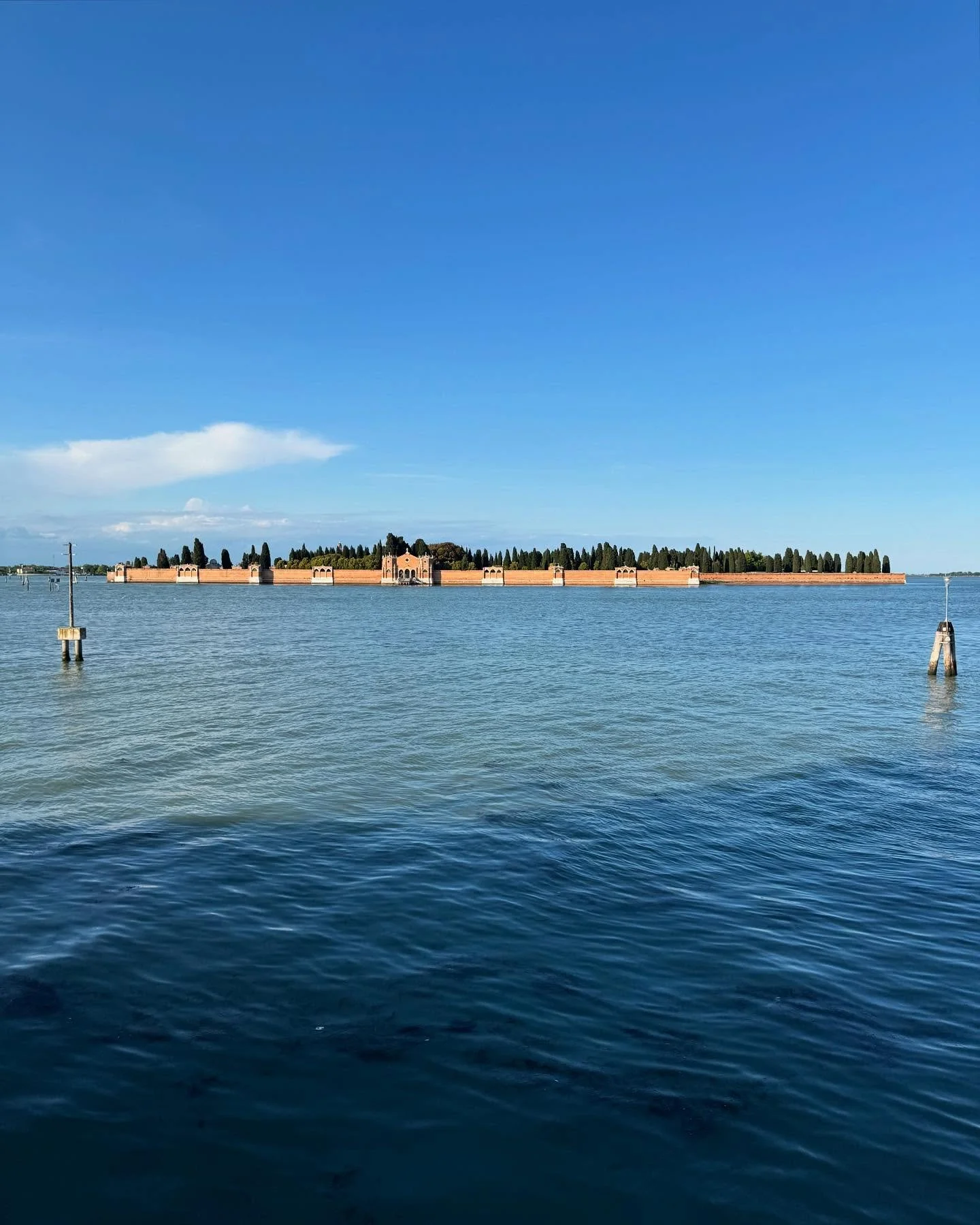 &lsquo;Journeys to relive your past?&rsquo; was the Khan&rsquo;s question at this point, a question which could also have been formulated: &lsquo;Journeys to recover your future?&rsquo; &mdash; Invisible Cities - Italo Calvino, 1972

#venezia #archit