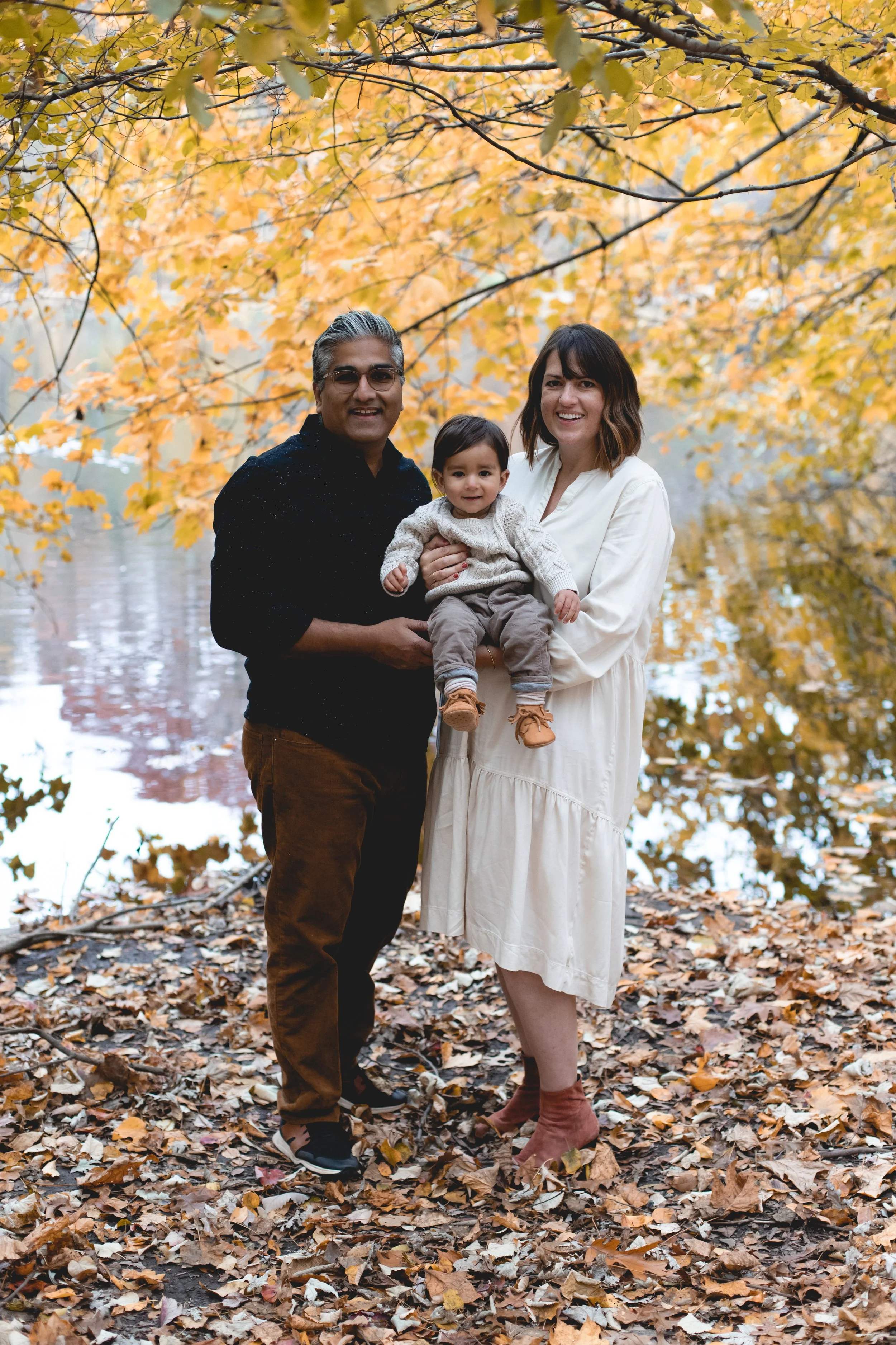 211121_V2_R_V_Family_Laura_Russell_photo-1933.jpg