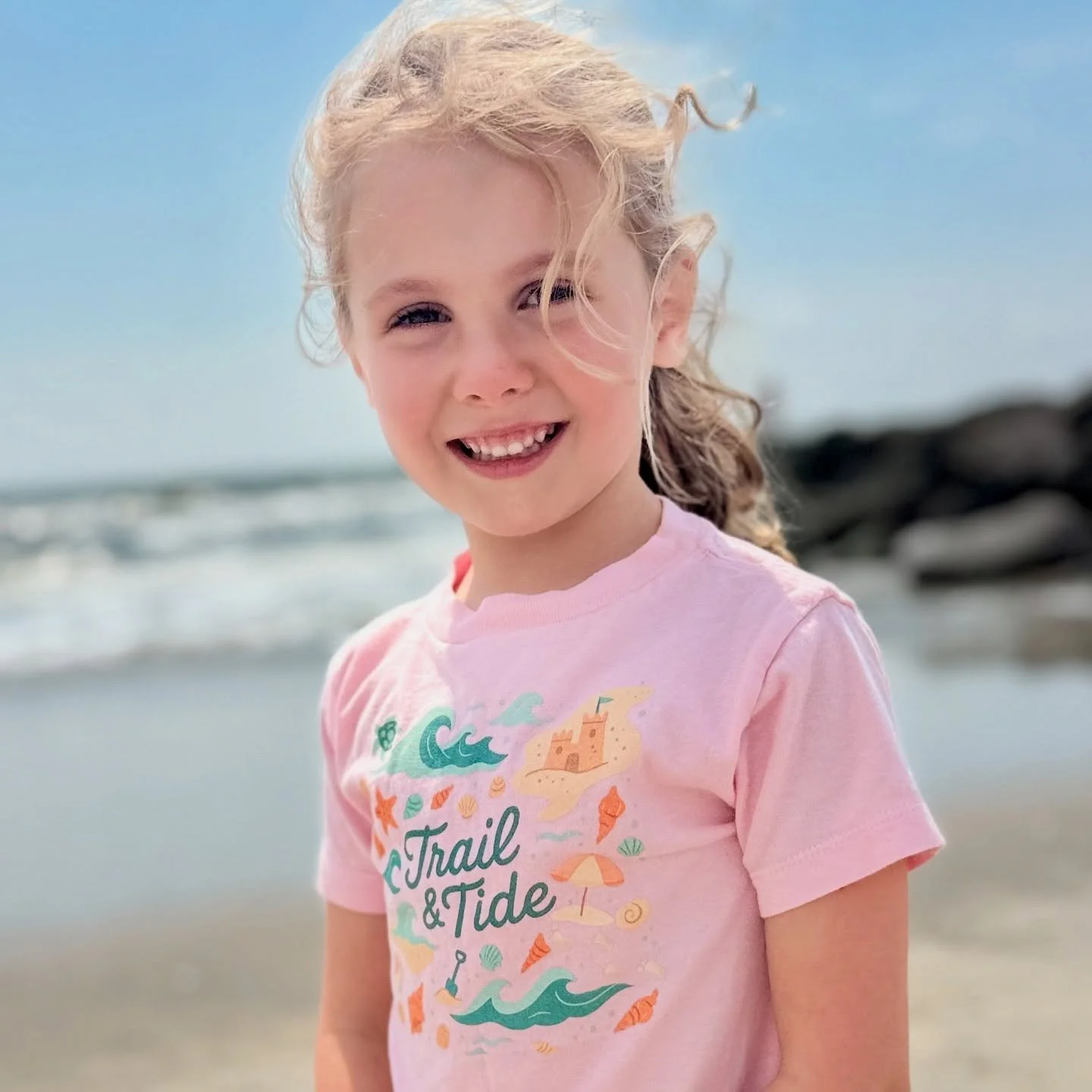 Everything you love about the shore, all in one sunny design. From sandcastles and starfish to crashing waves and turtle tracks, the Ocean Daydream Tee celebrates the magic of a full day by the sea. With cheerful colors and whimsical beachy details, 