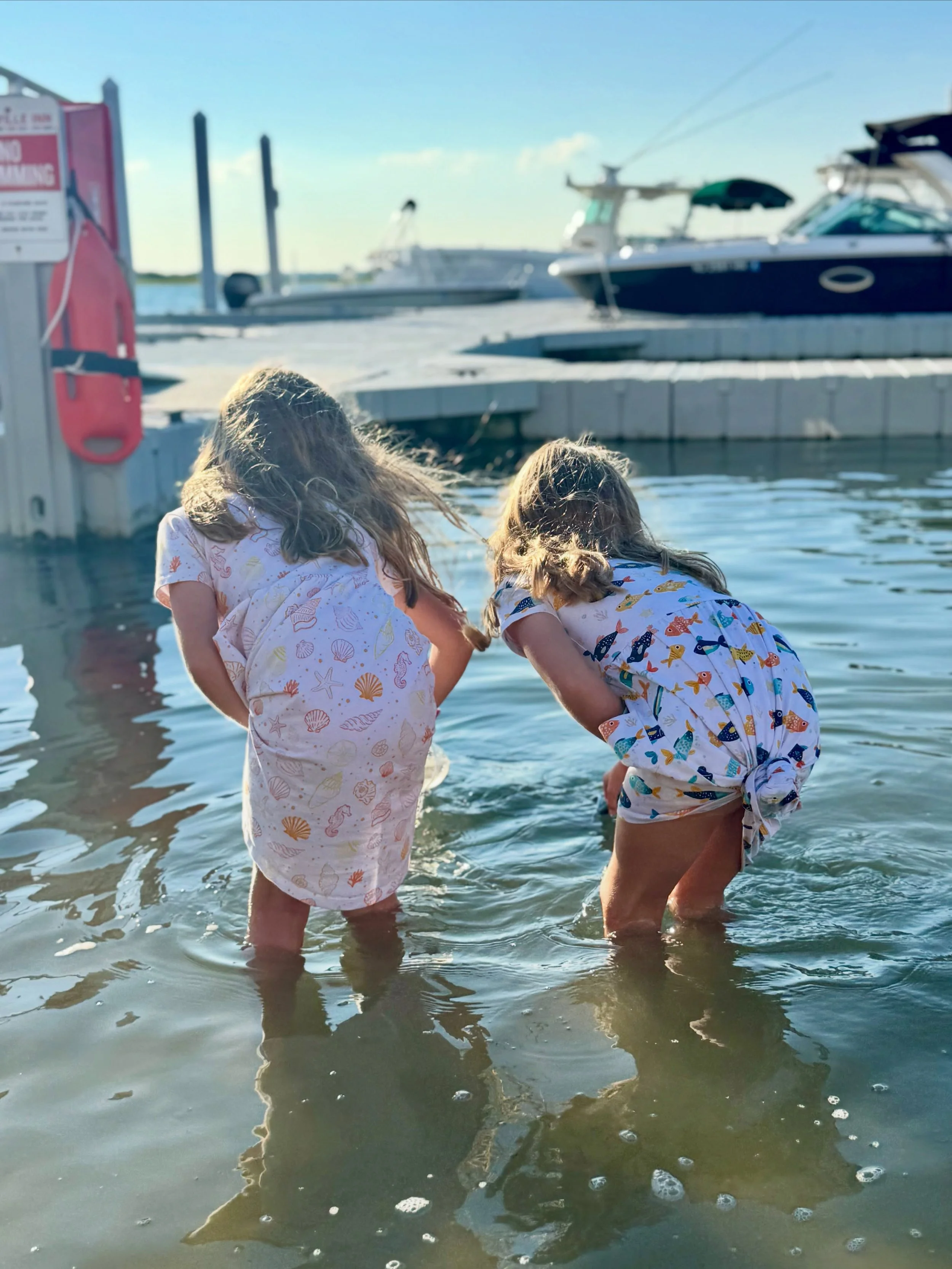 A perfect summer day by the water &mdash; sunshine, salty toes, and finding hermit crabs. 🐚☀️🌊

The kind of day they&rsquo;ll remember. 🤍

#TrailAndTideKids #SummerByTheSea #outdoorkids #beachkids #littleexplorers