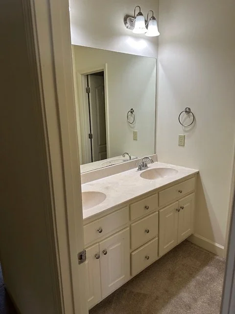 Hall bathroom vanity