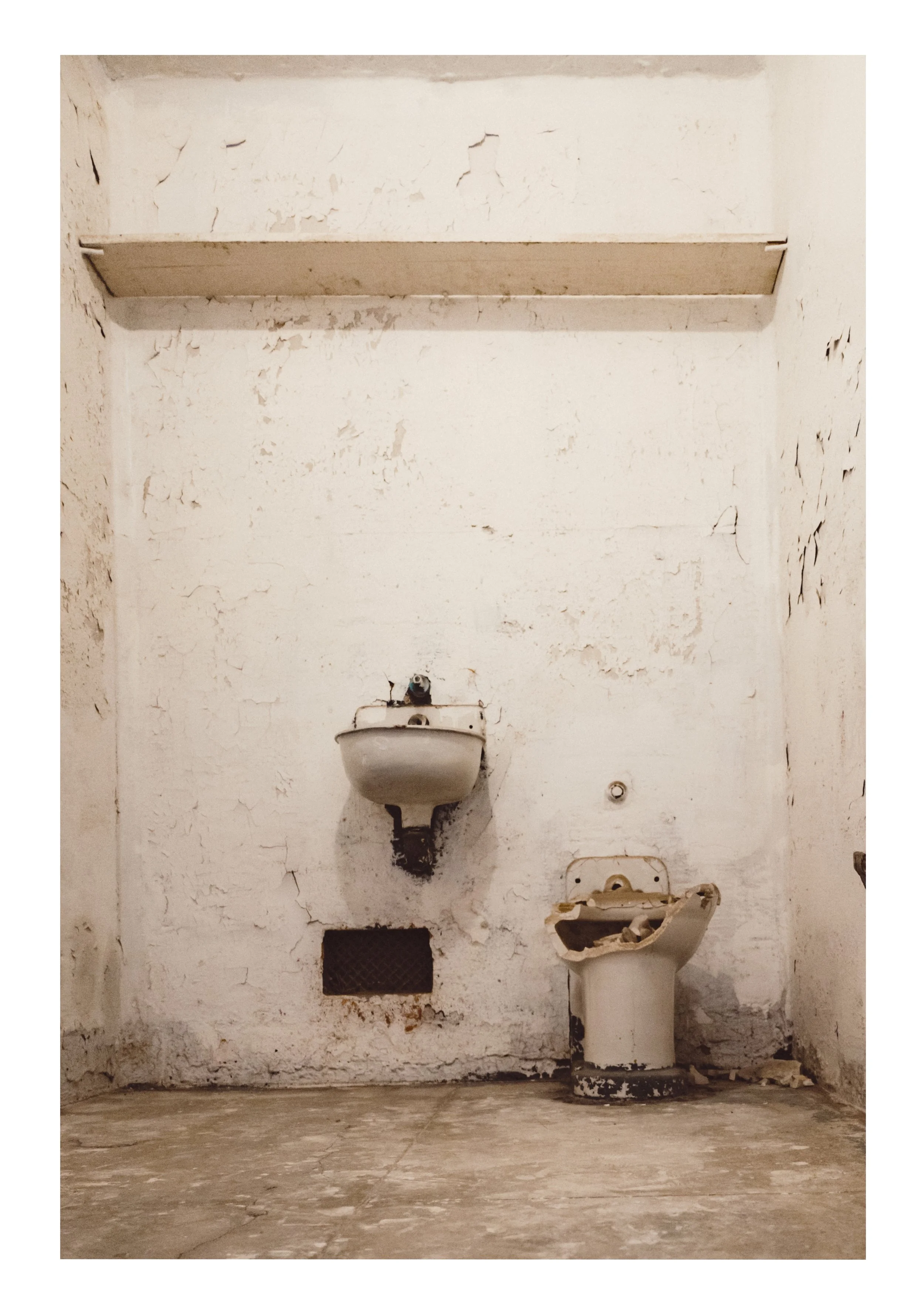 COMMON CELL BATHROOM.jpg