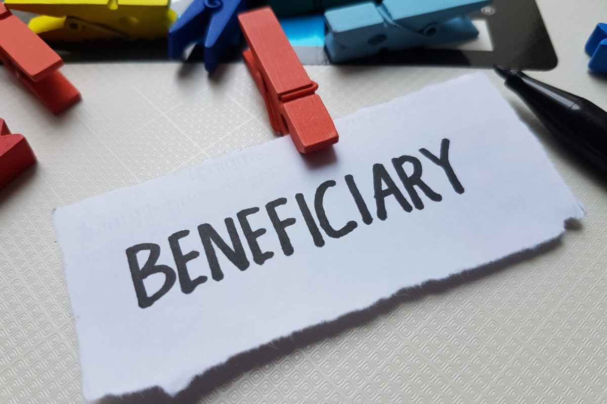 Life Insurance: Should Your Spouse or Your Trust Be the Beneficiary?