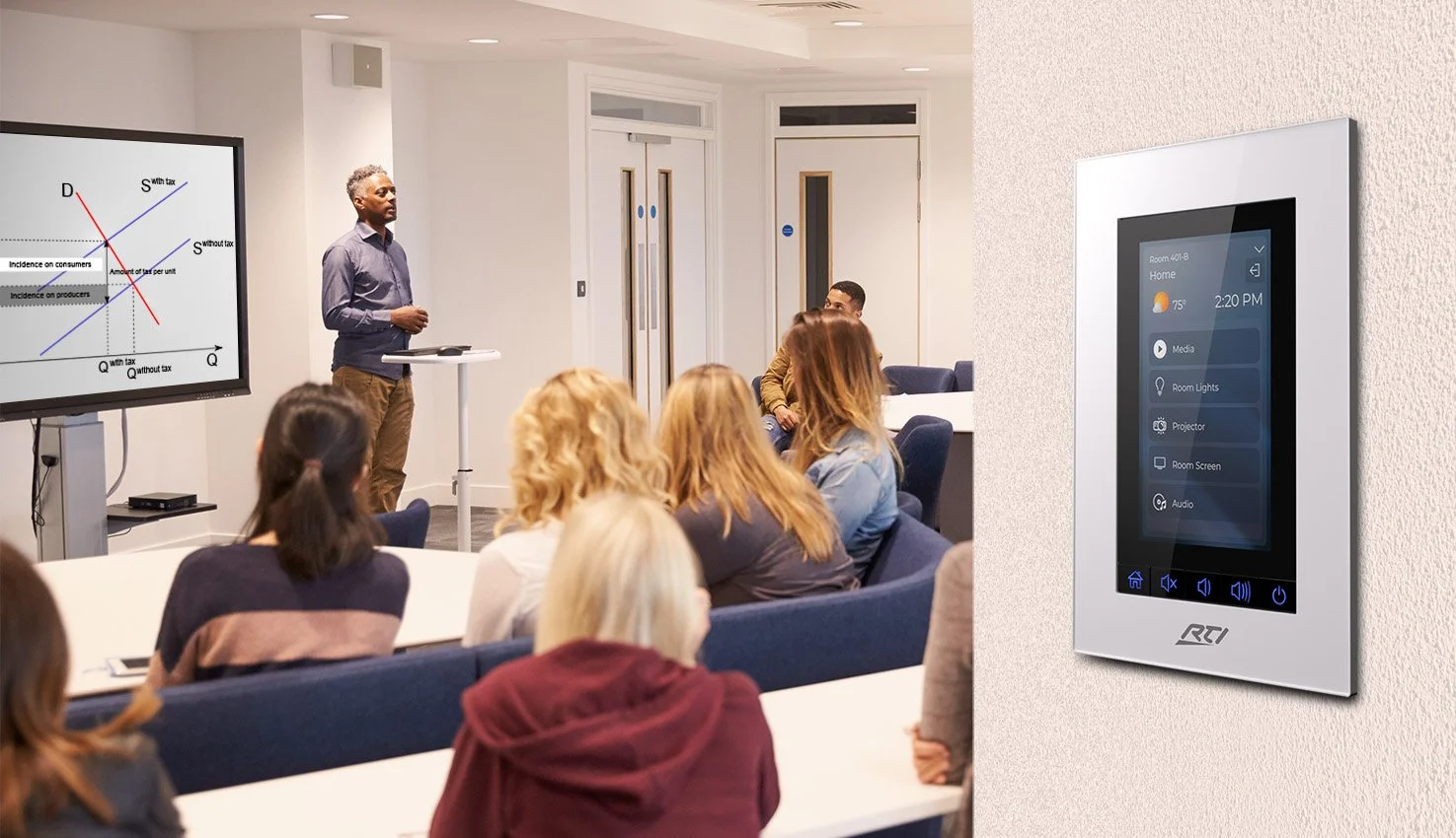 KX4_classroom_with_tv.jpg
