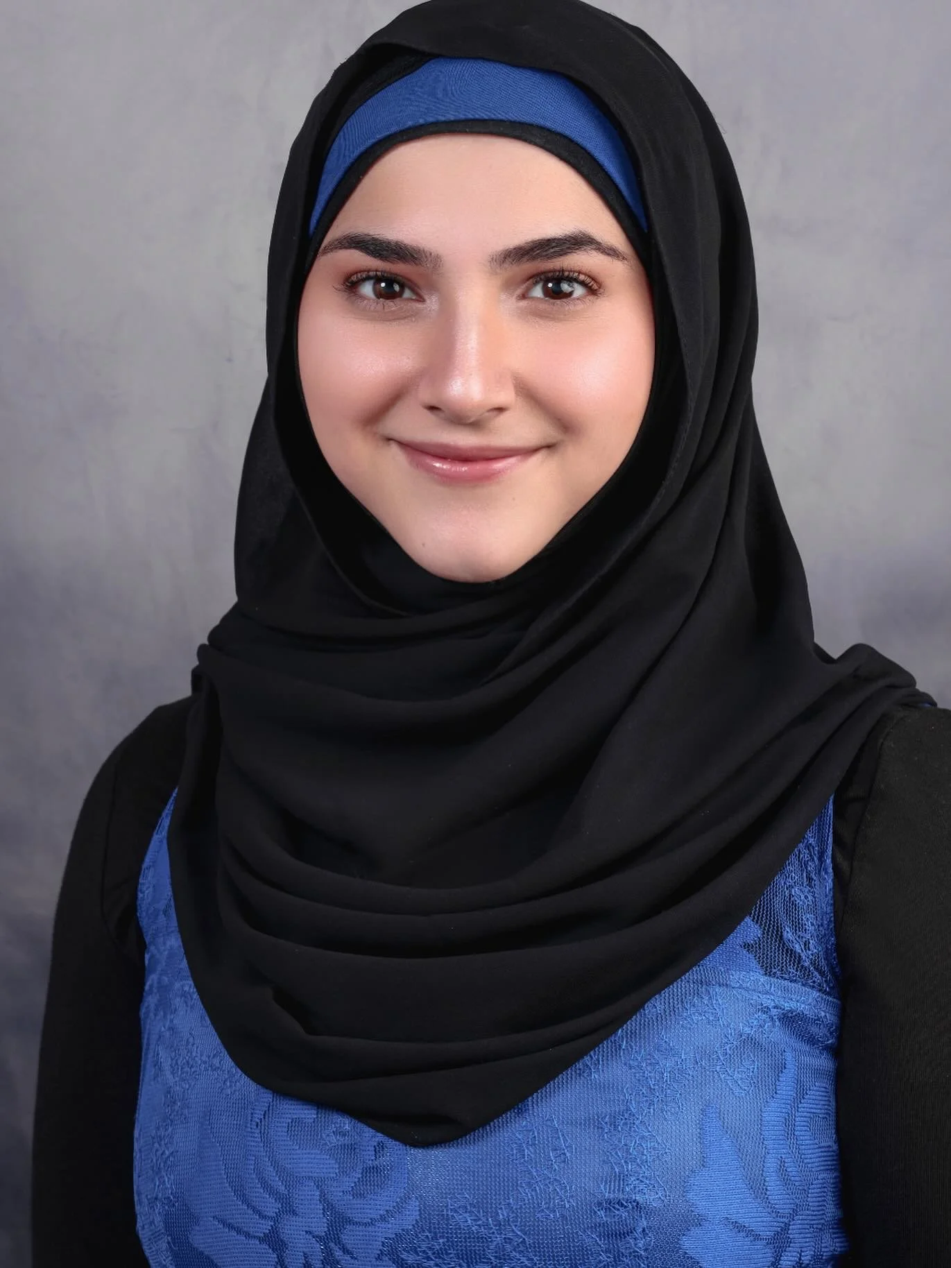 Meet our new therapist, Sara! She is accepting new patients. We take BCBS, BCN, United Healthcare, and cash pay on a sliding scale fee base. Please call 313-444-2630 to work with Sara!  I&rsquo;m Sara. I&rsquo;m a master&rsquo;s student at the Michig