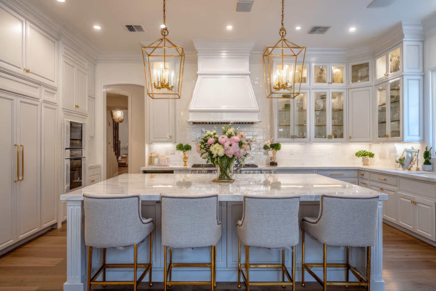Top Kitchen &amp; Bathroom Design Trends Homeowners Are Choosing Right Now