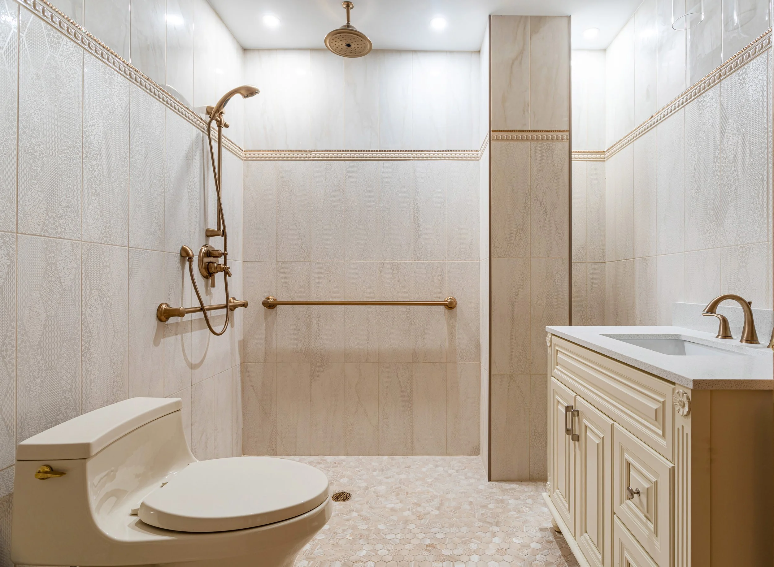 Aging-in-Place Bathroom Remodeling in Bradenton: A Practical Guide to a Safer Bathroom