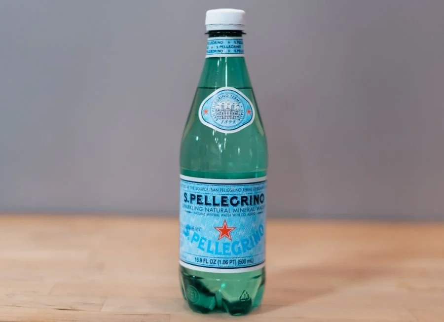 sparking-water-bottle.jpeg