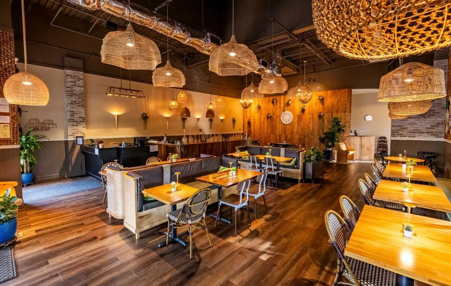 thai-squared-dining-room.jpeg