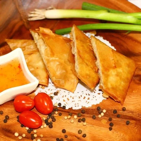fried-chicken-spring-rolls.jpeg