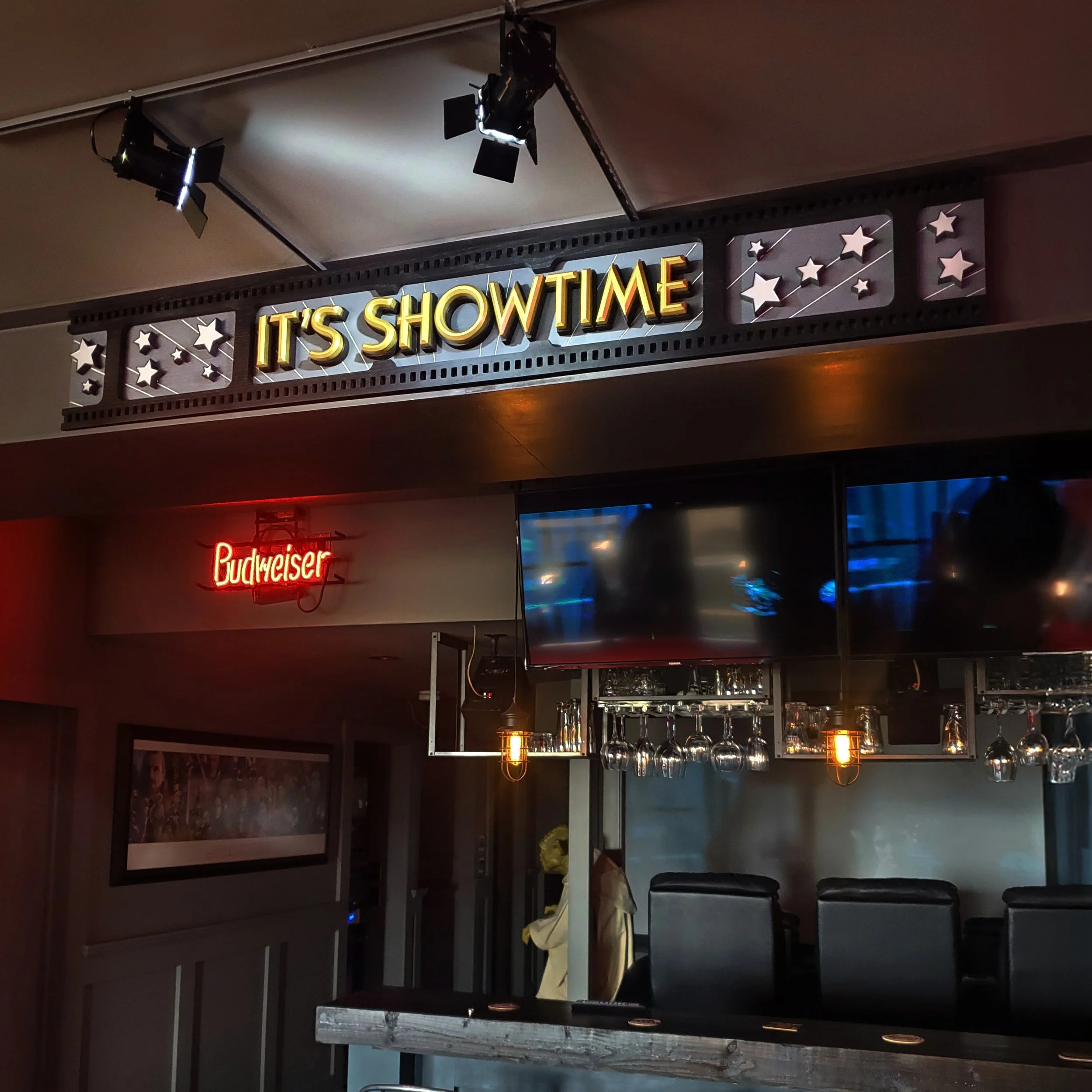 Its+showtime_04.jpg
