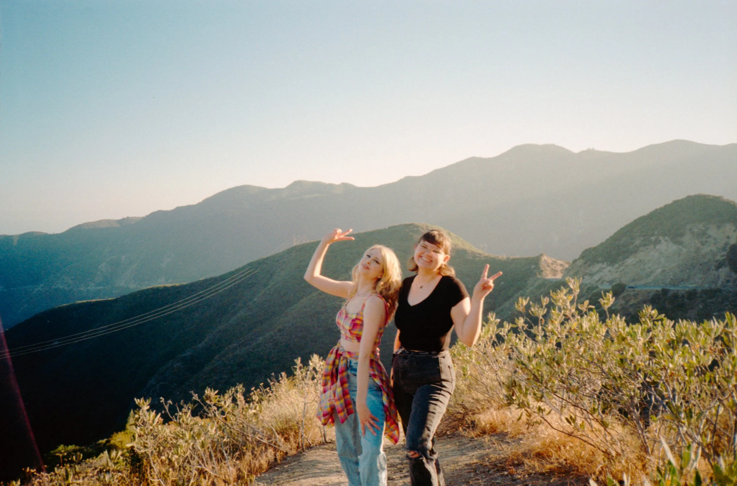 BT83-booktubers-on-mountain-sunset.jpg