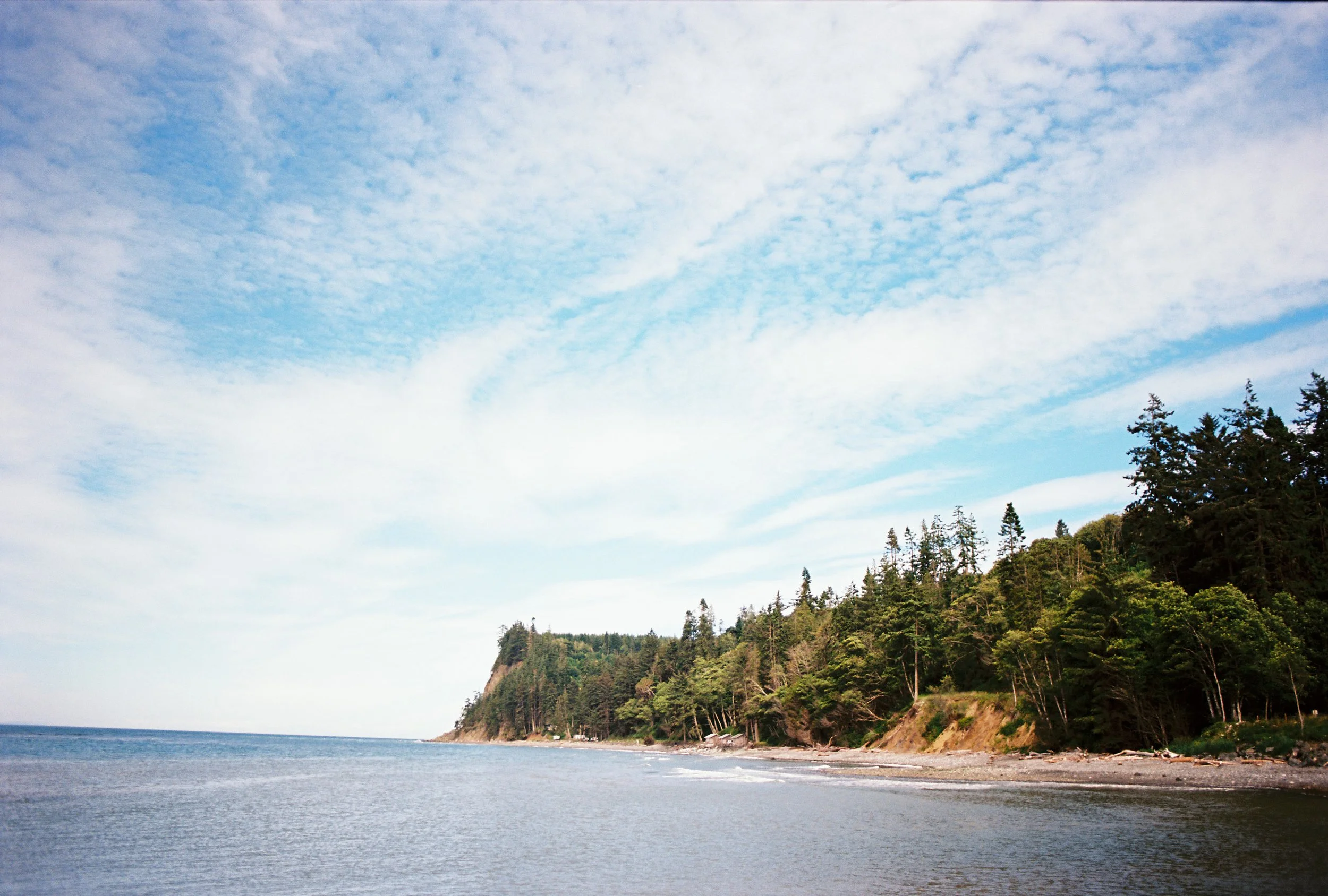 pnw157-washington-coast-blue-sky.jpg