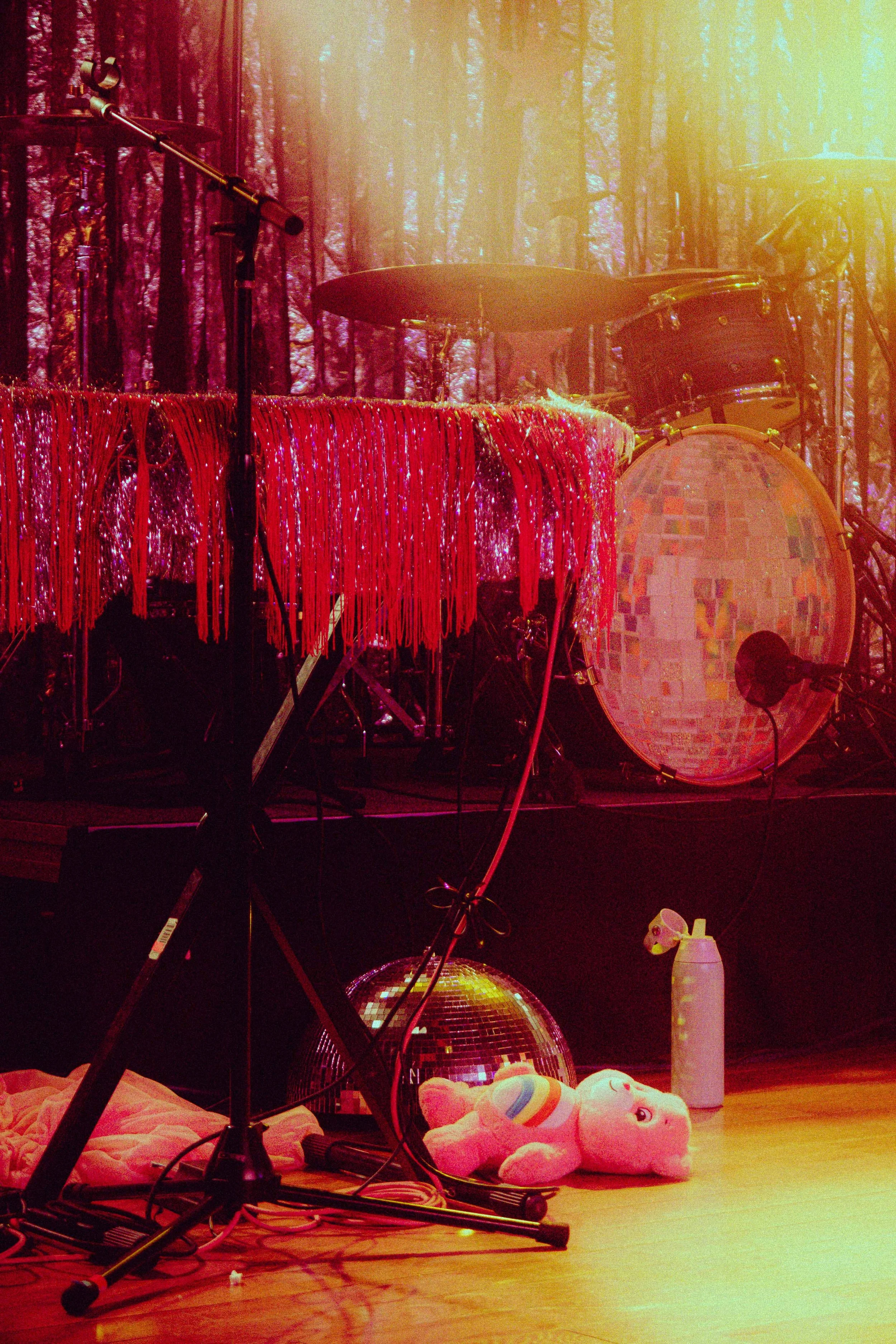 care-bear-sparkles-stage-nashville.jpg