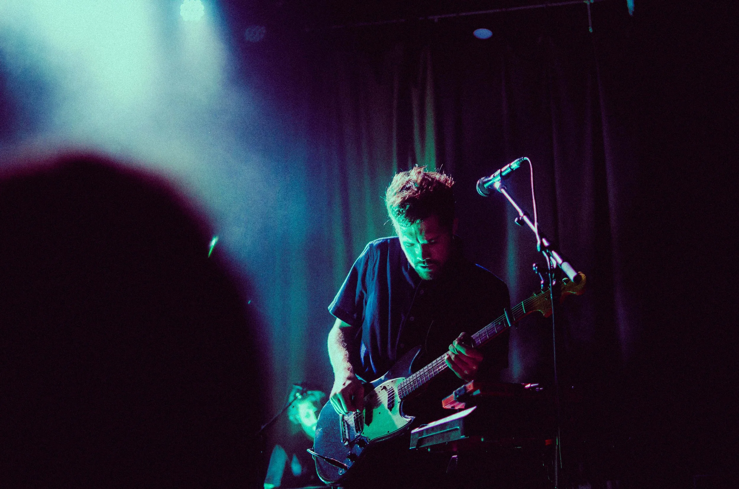 oh-wonder-guitar-nashville.jpg