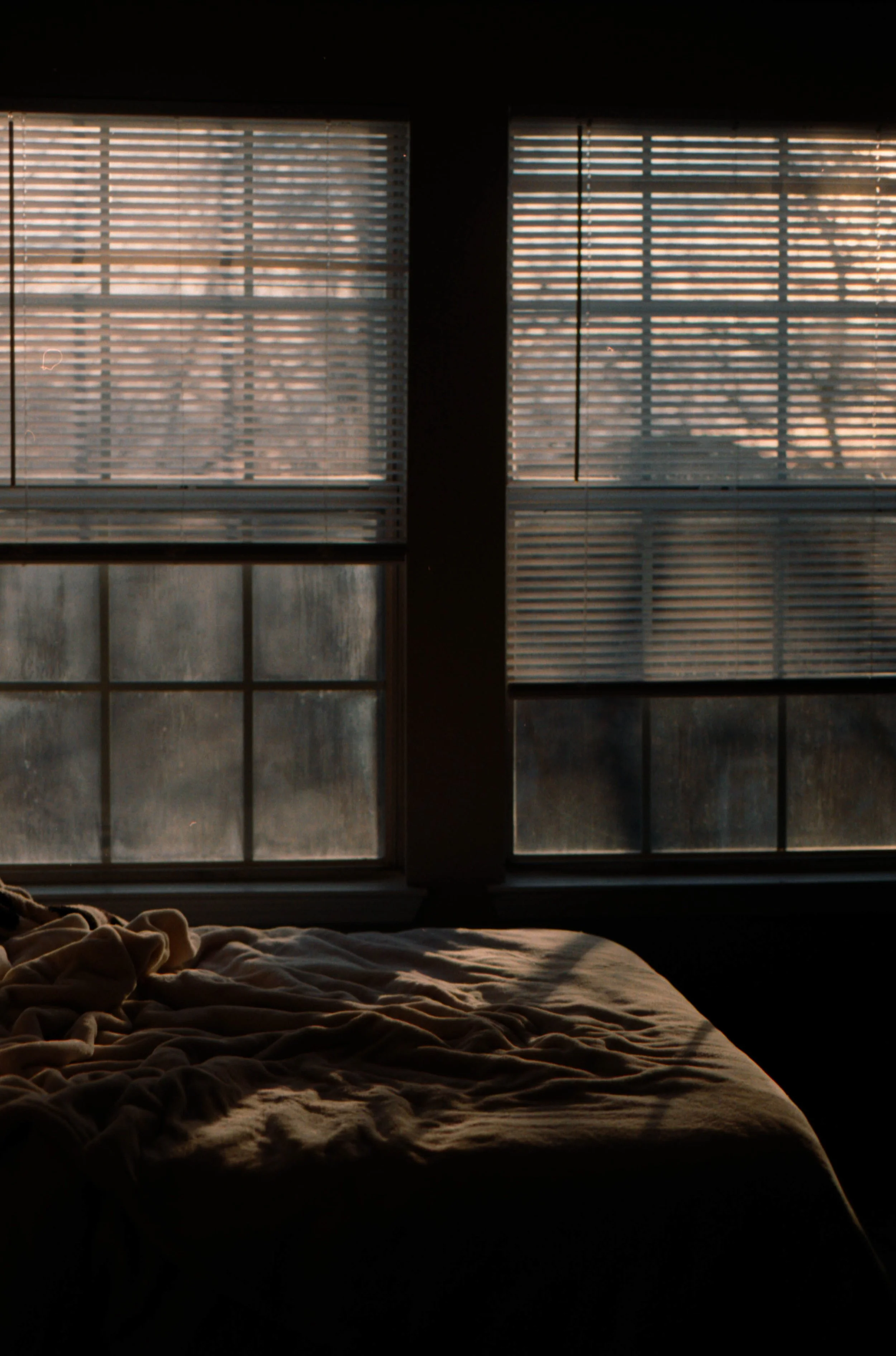 bed-in-sunlight-through-blinds.jpg