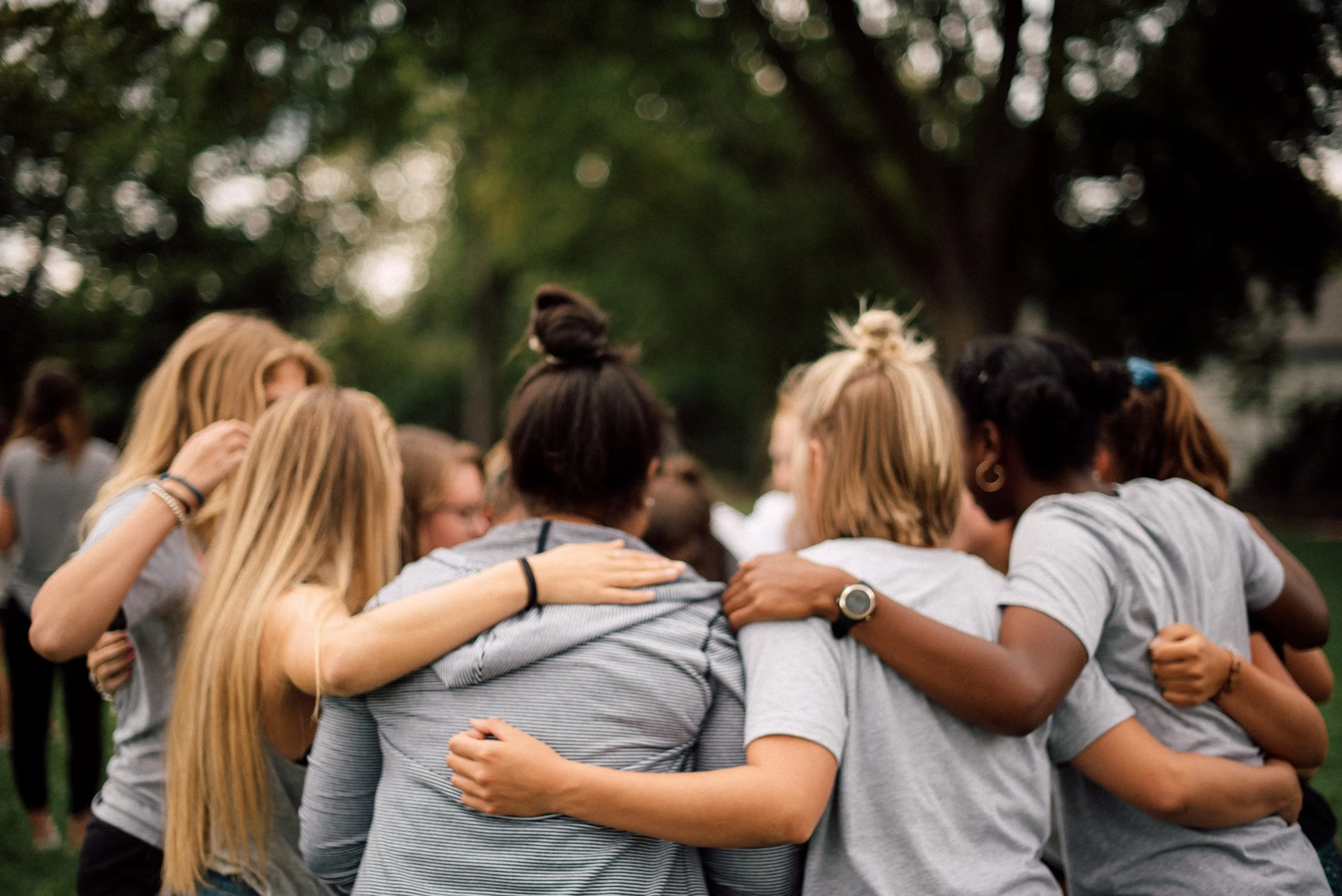d226-women-hugging-in-circle.jpg