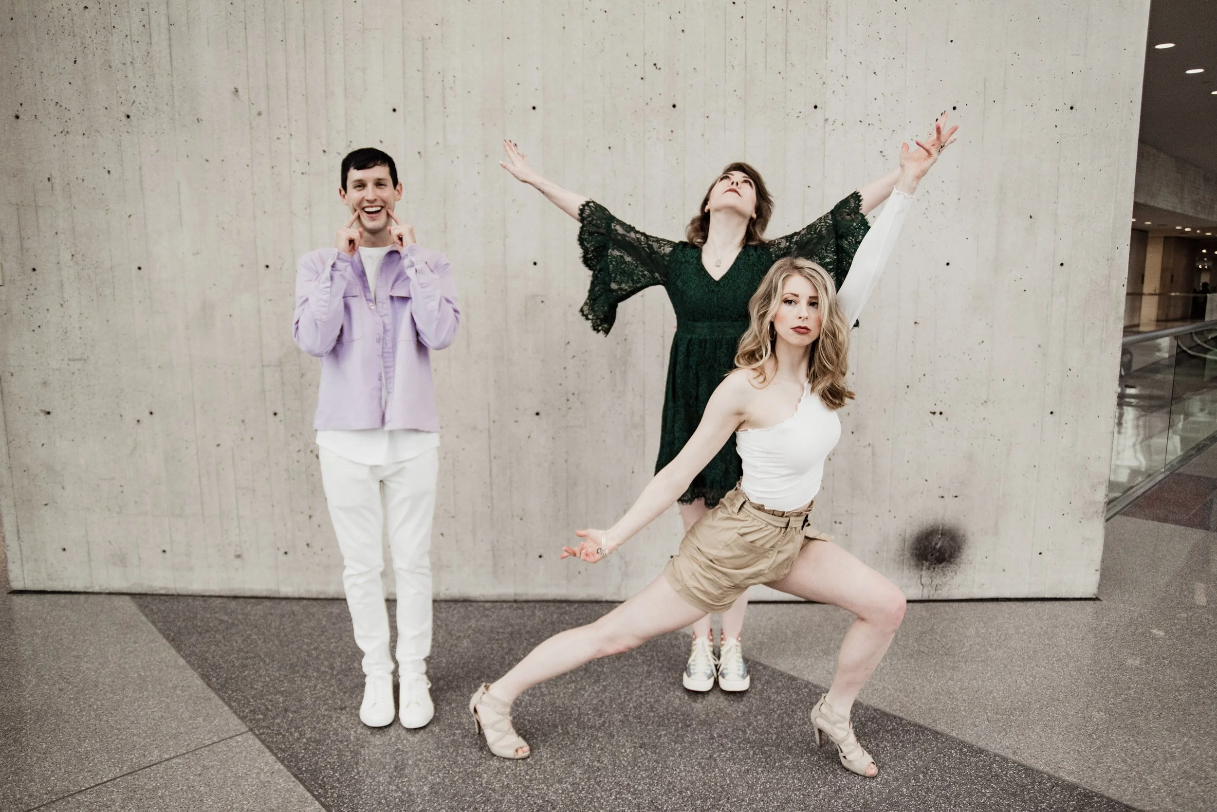 BT290-booksplosion-silly-poses.jpg