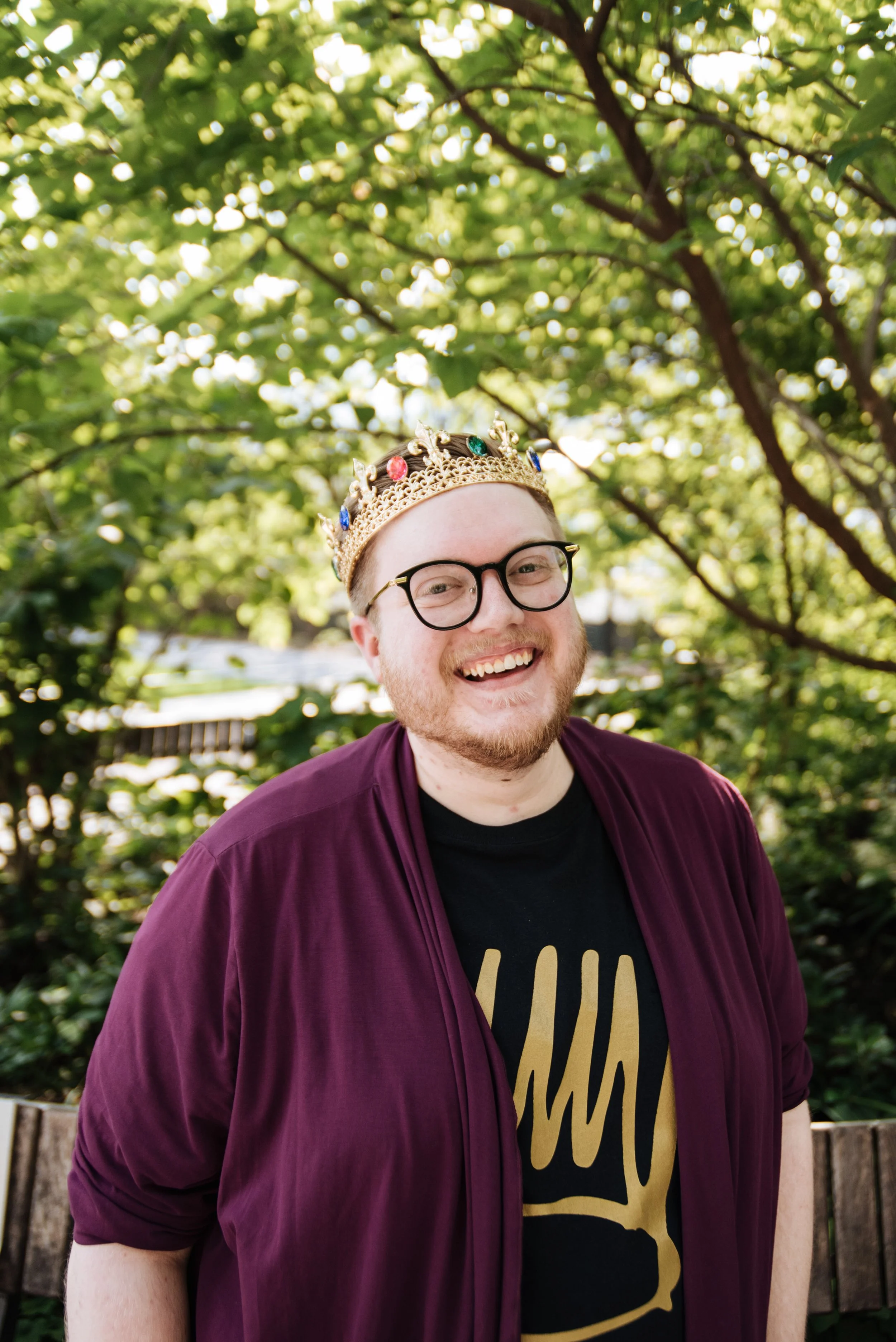 BT408-plus-sized-person-with-crown.jpg