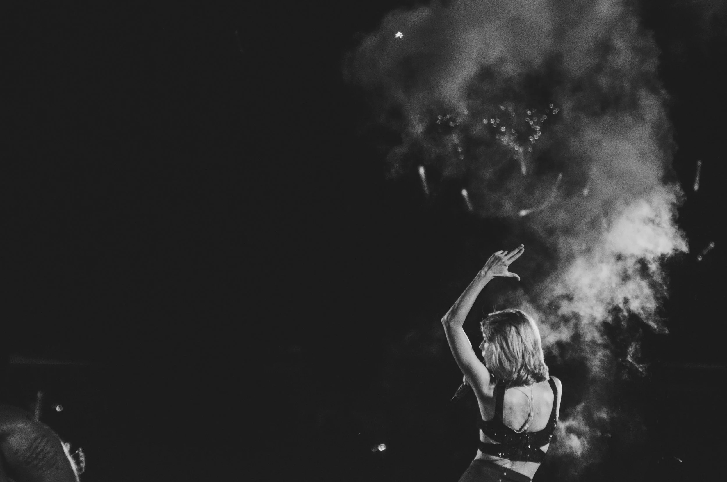 tay29-taylor-swift-1989-world-tour-live-ikywt.jpg