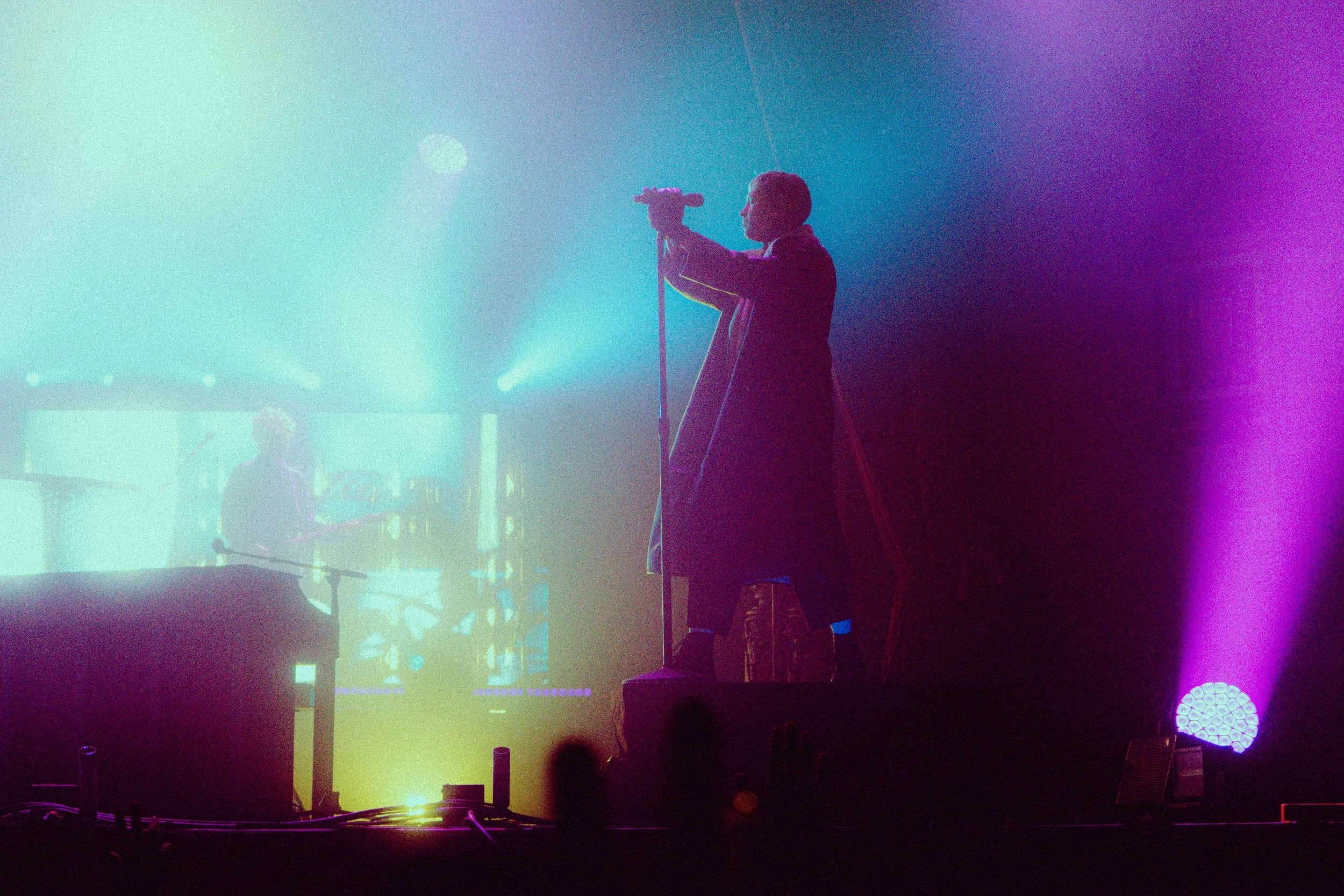 tyler-joseph-twenty-one-pilots-chicago.jpg