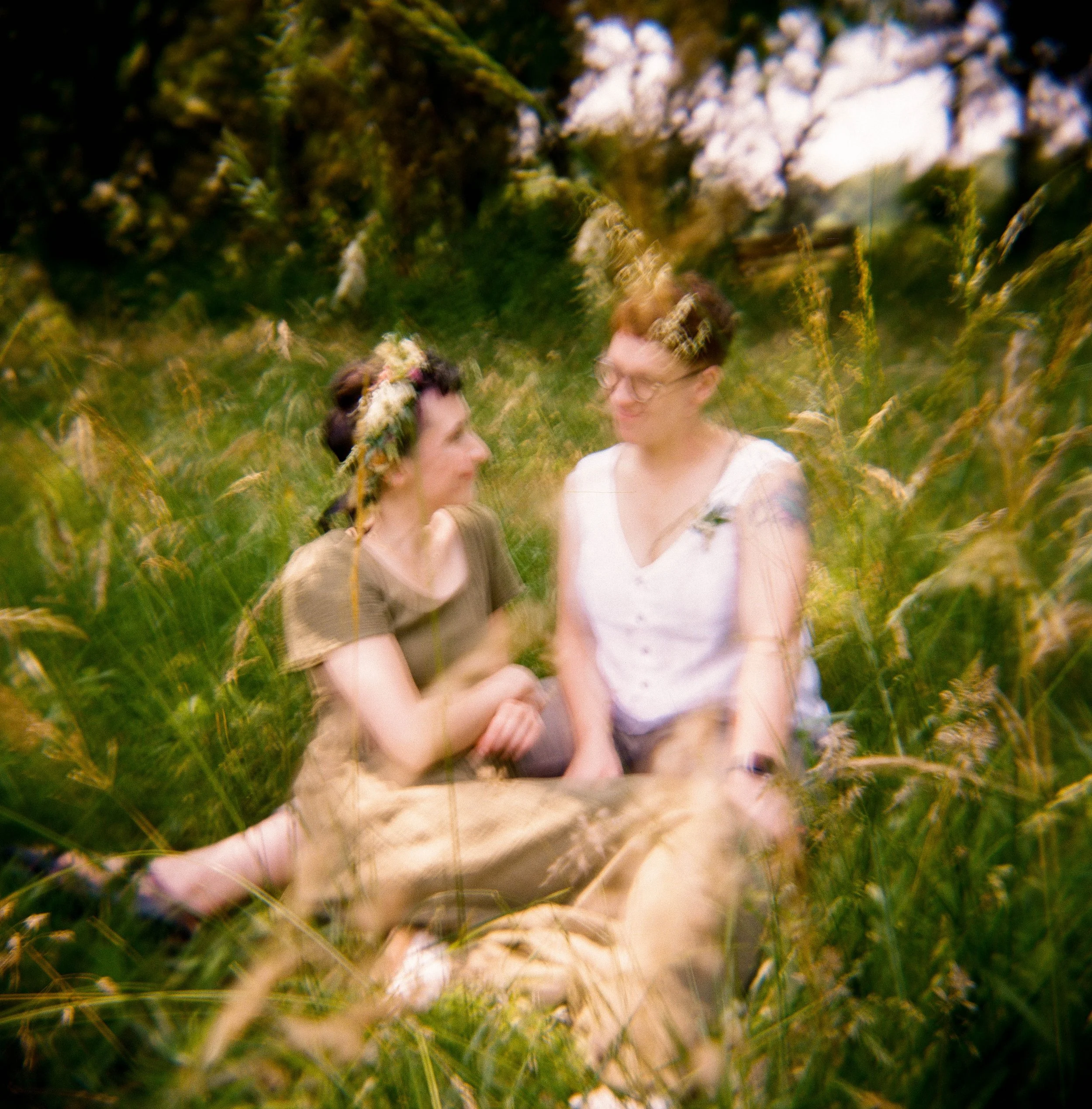REW15-blurry-holga-field-queer-couple.jpg