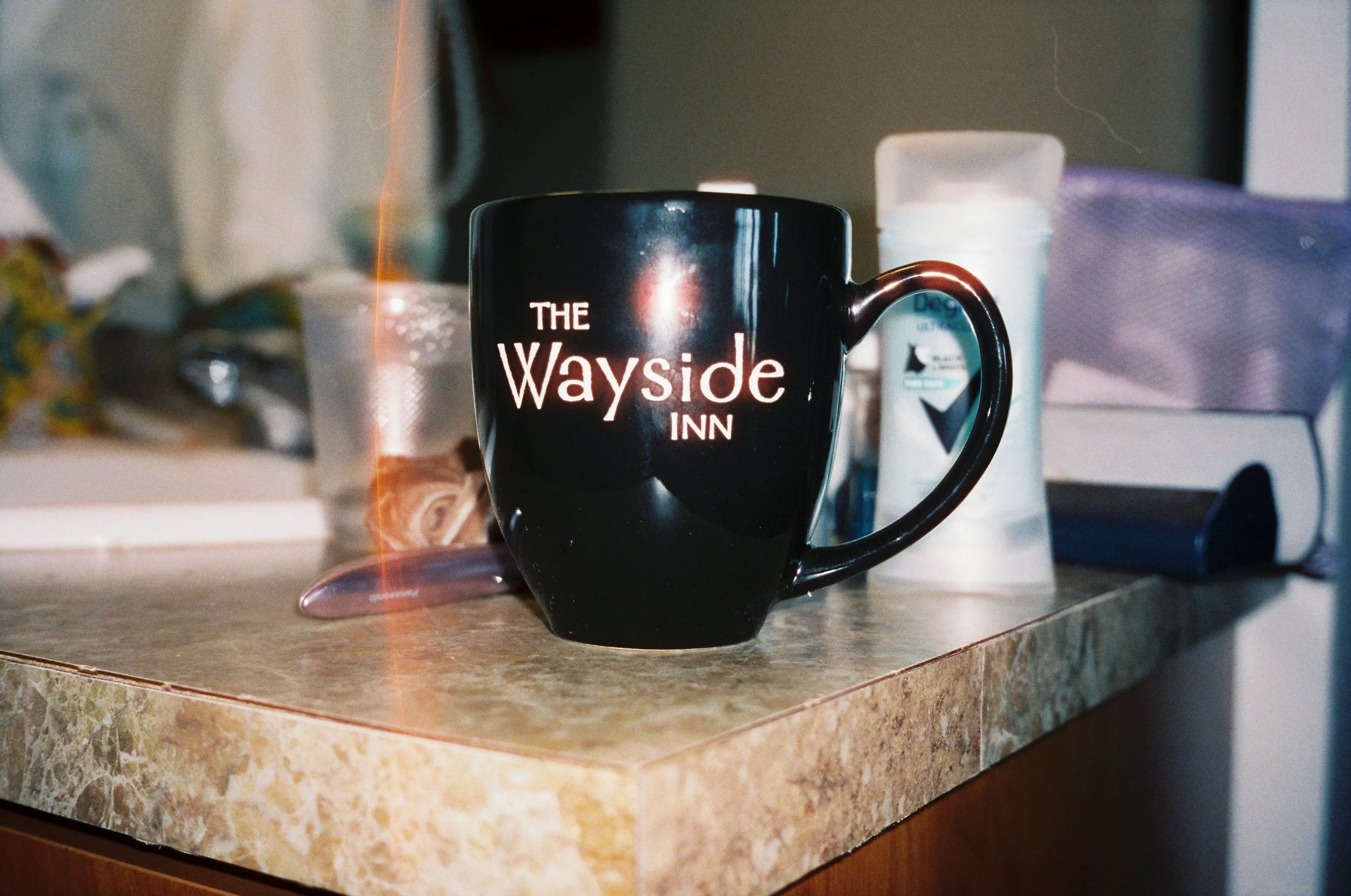 pnw27-wayside-inn-mug-cannon-beach-oregon.jpg