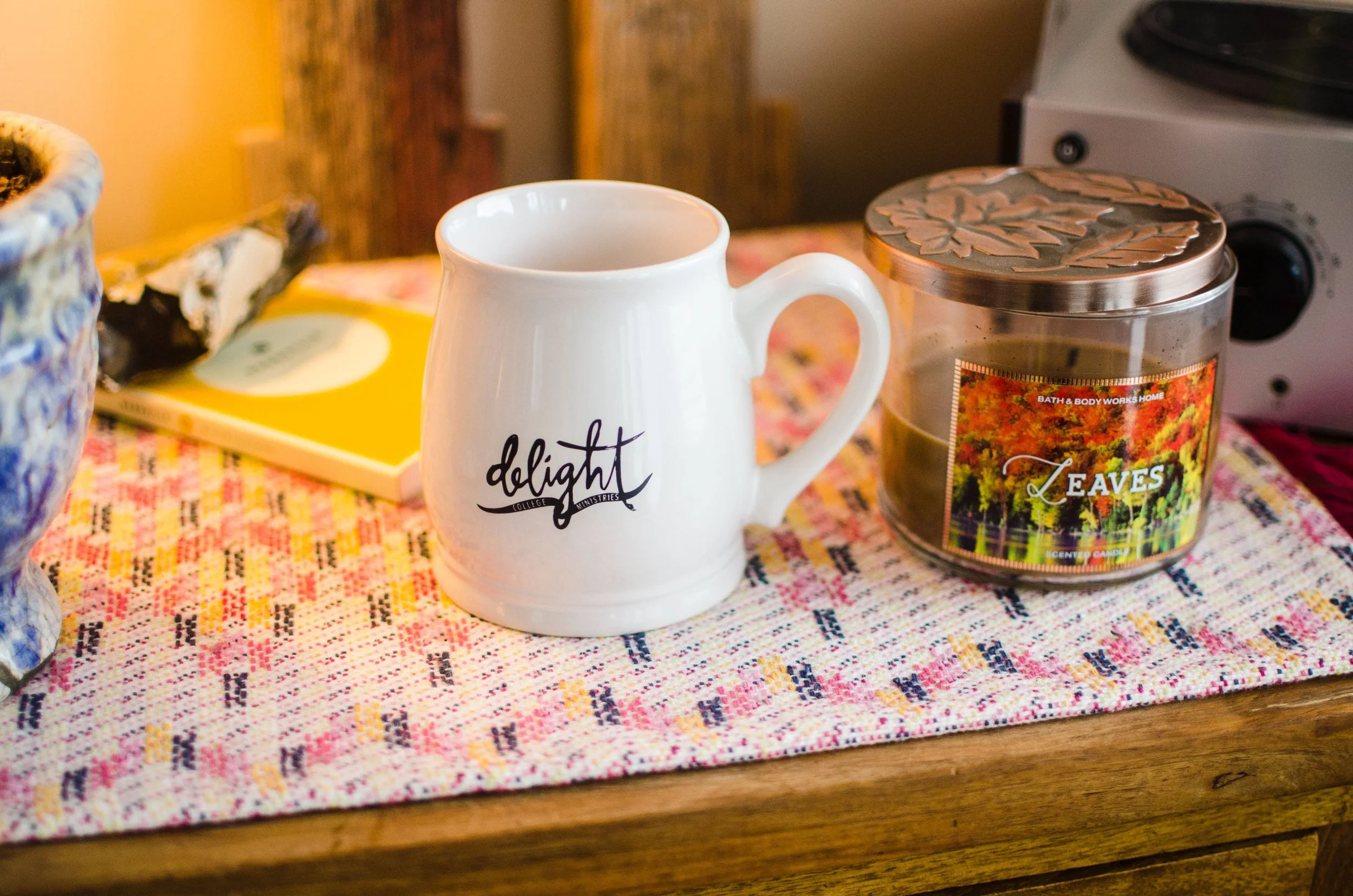 d177-delight-mug-on-desk-candle.jpg