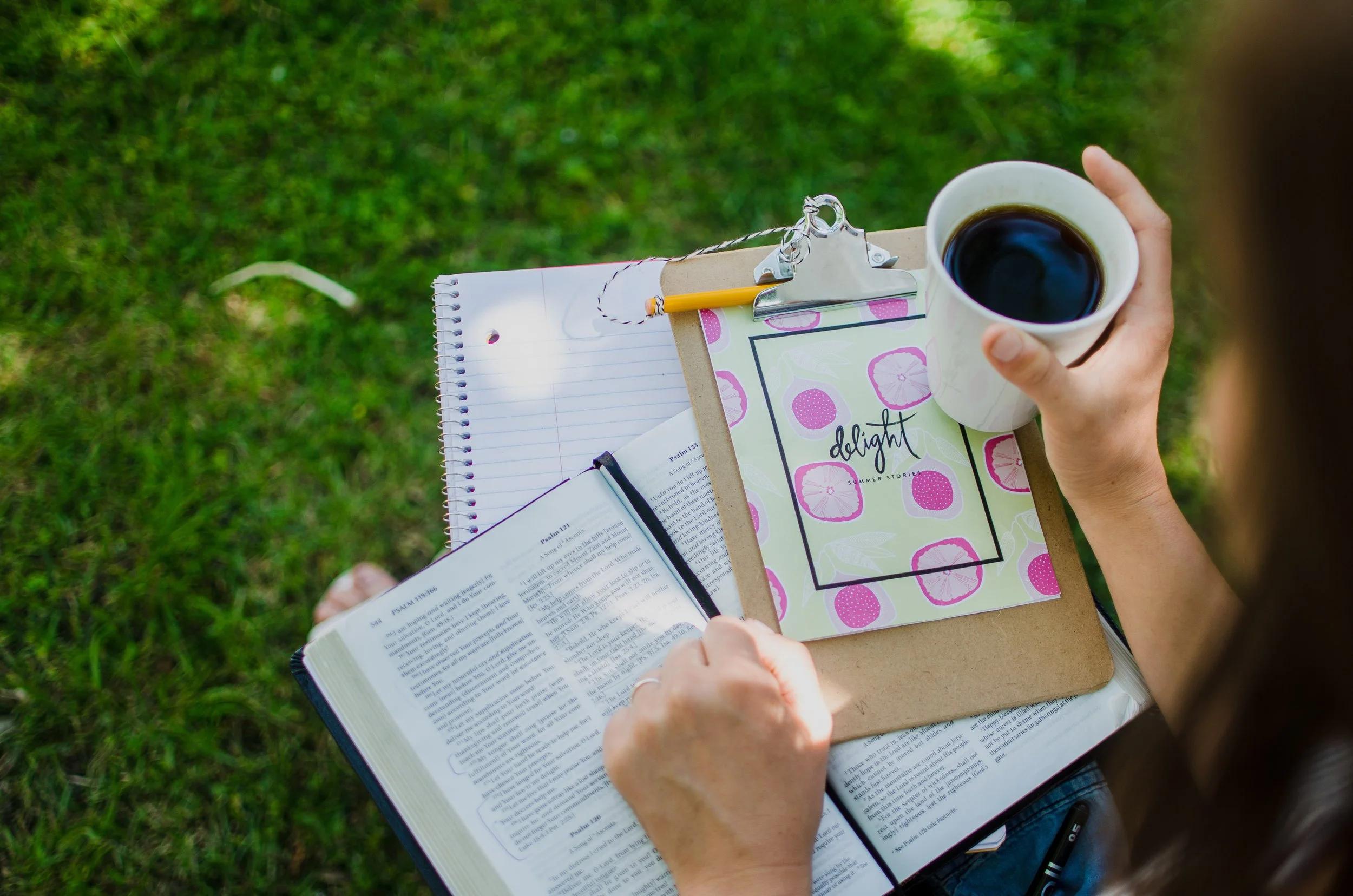 d92-woman-holding-coffee-delight-ministries-summer-series.jpg