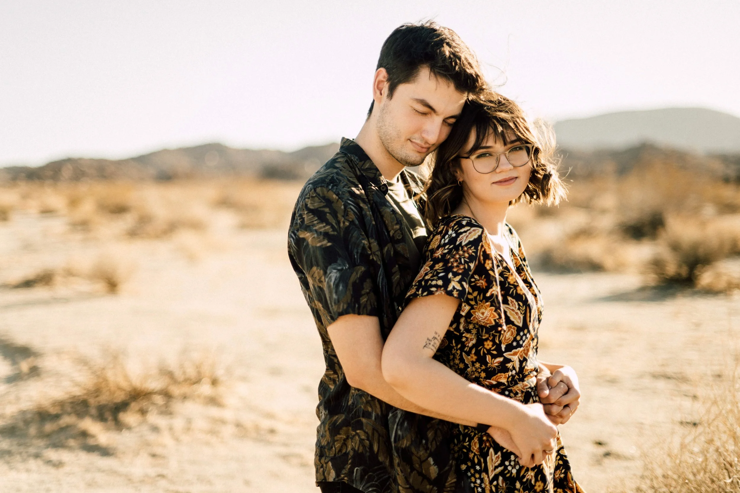 BT35-couple-in-desert.jpg