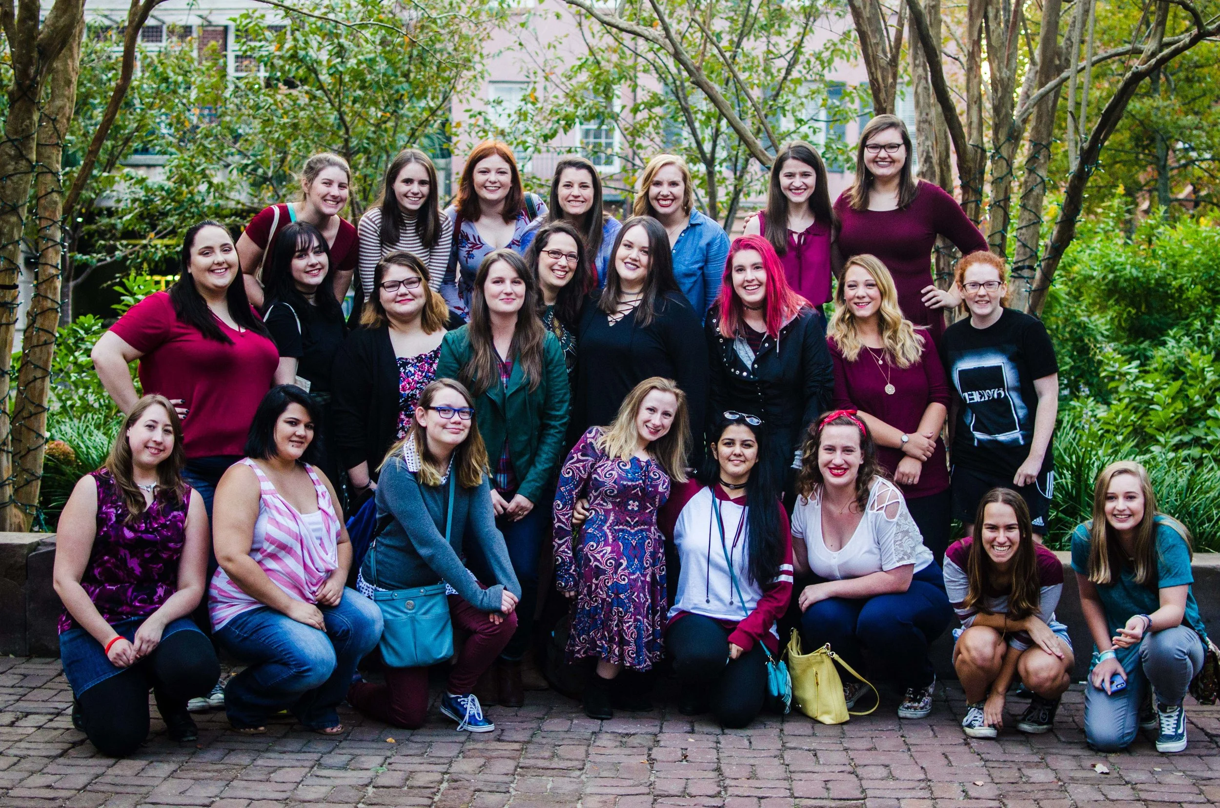BT106-group-photo-yallfest-booktubers.jpg