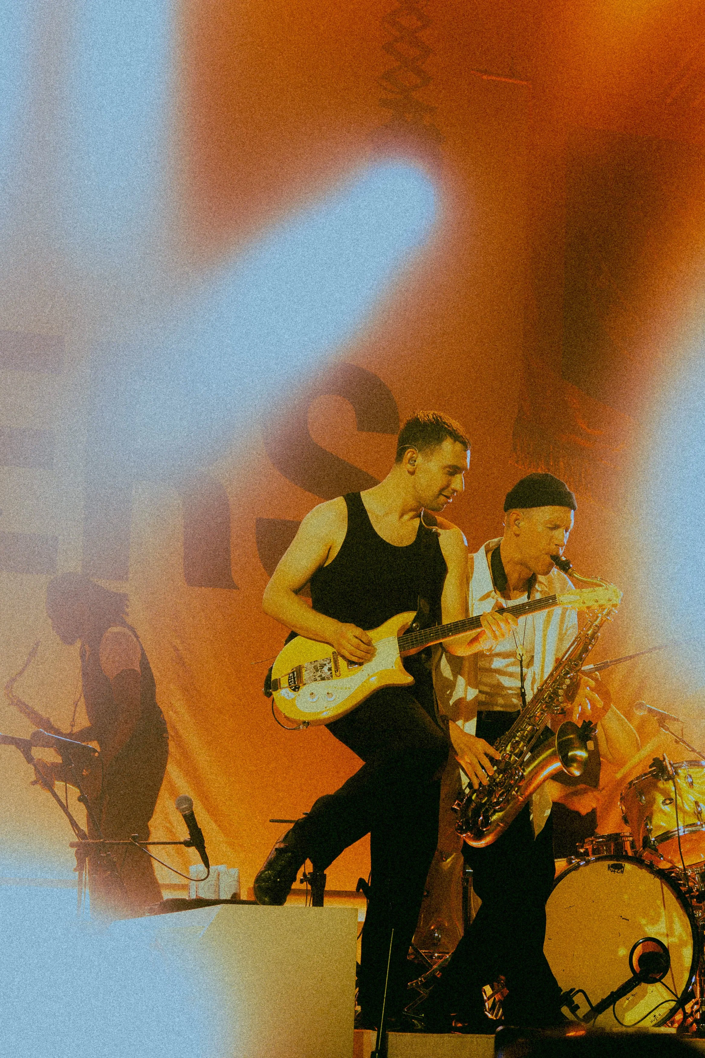 bleachers-jack-antonoff-guitar-nashville.jpg