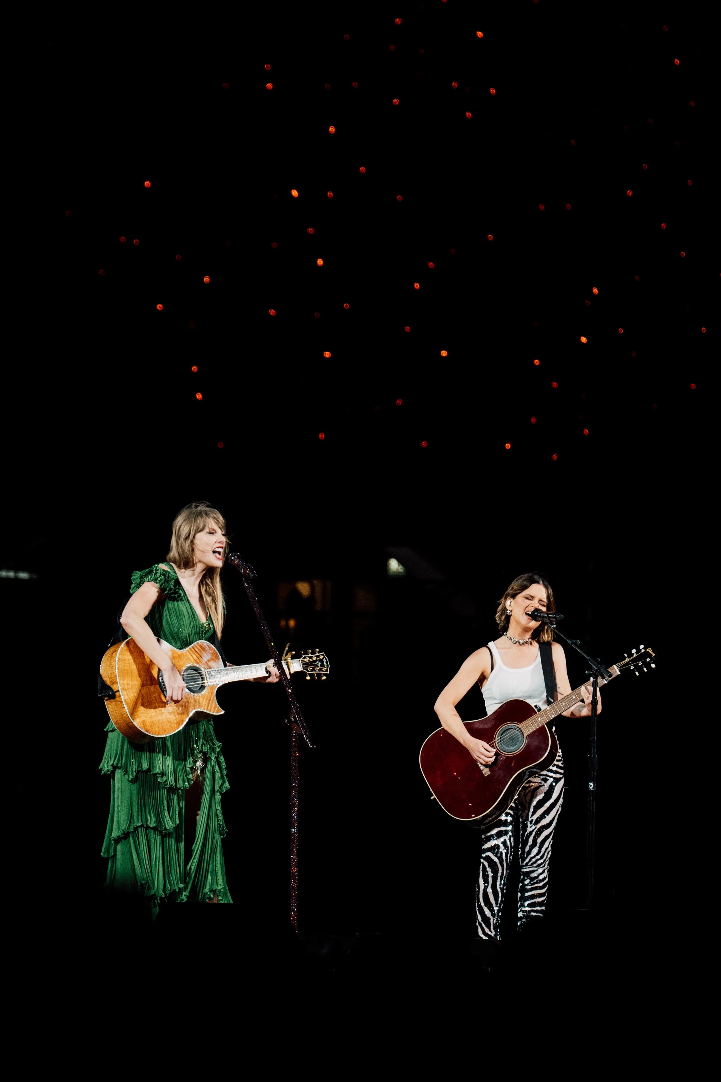 taylor-swift-maren-morris-chicago-surprise-song-eras-tour-1.jpg